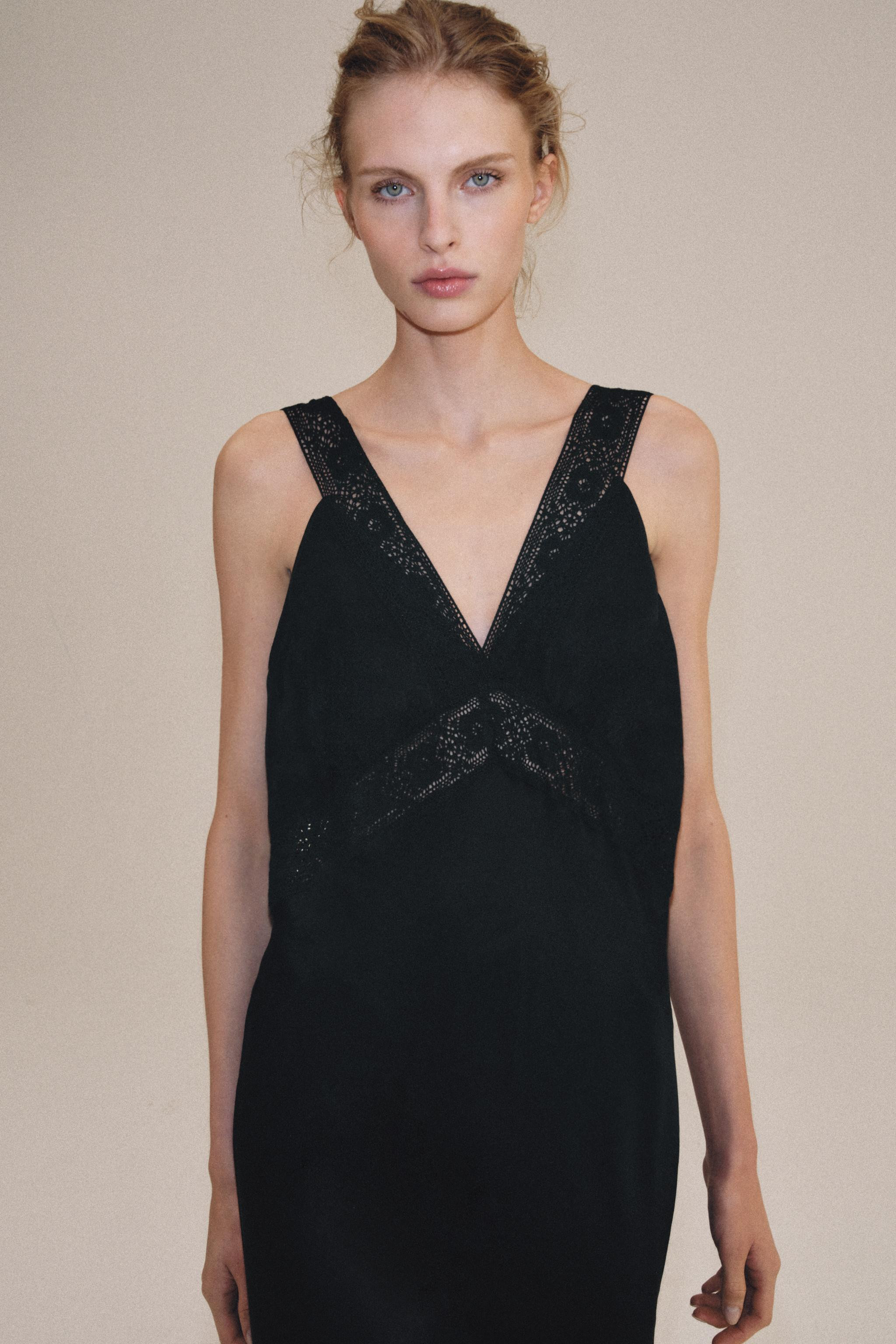 ZARA WOMAN COLLECTIONMidi dress made from a viscose blend yarn with 24% linen. V-neckline and wid... | Zara US