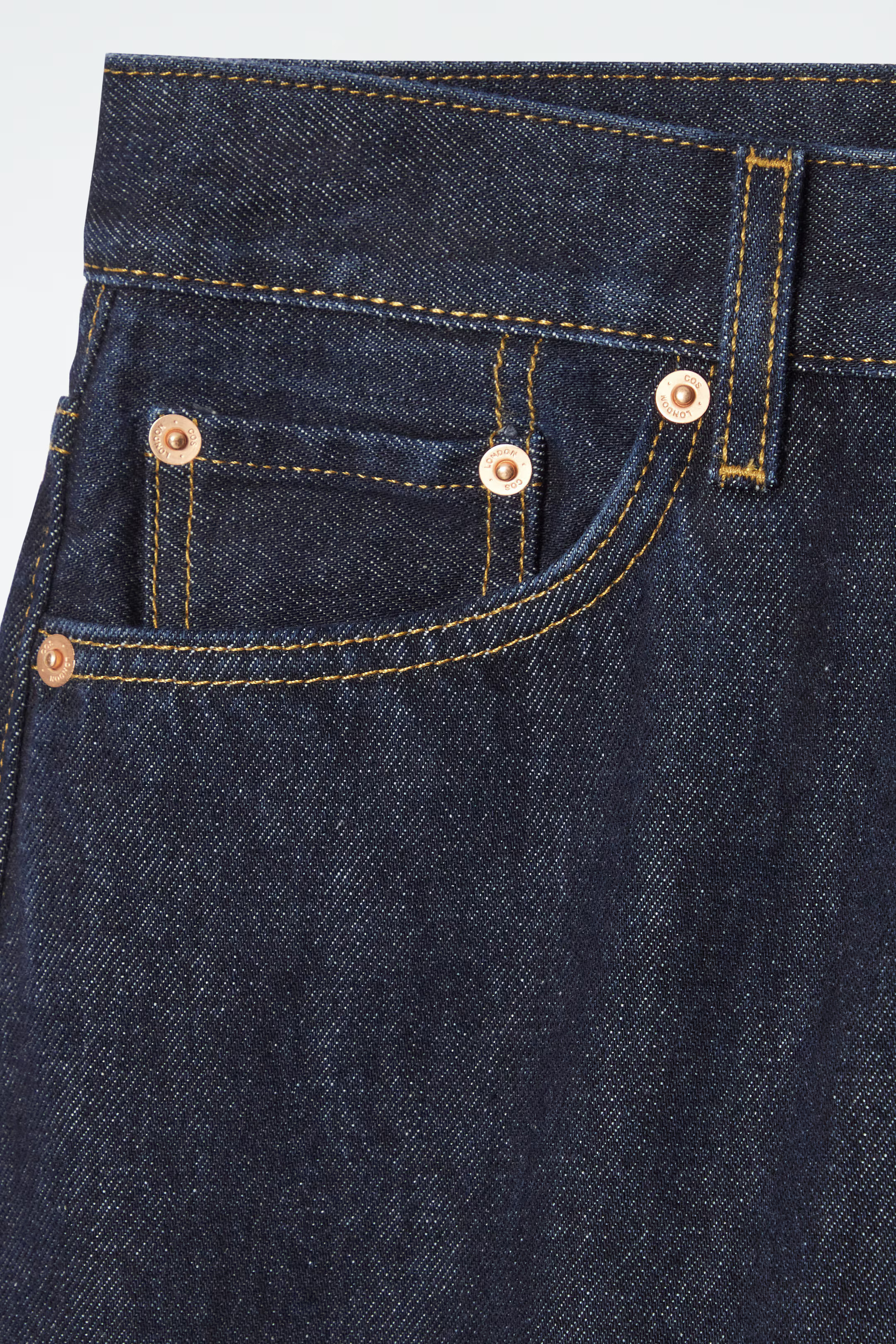 COLUMN JEANS MIT GERADEM BEIN - DUNKELBLAU | COS DE | COS (EU)