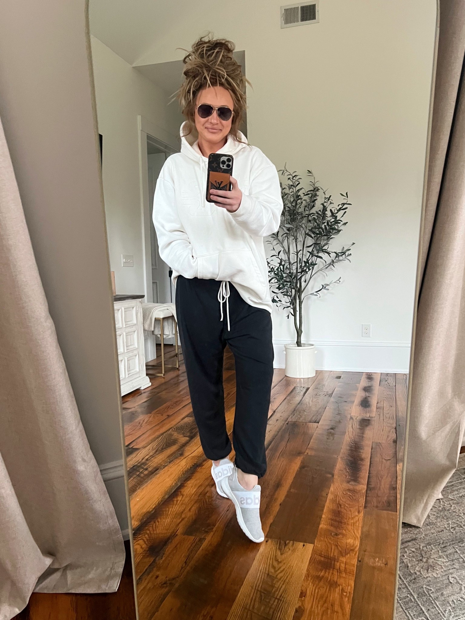 Comfy outfit for this rainy day 🌧️

#LTKOver40 #LTKActive #LTKSeasonal