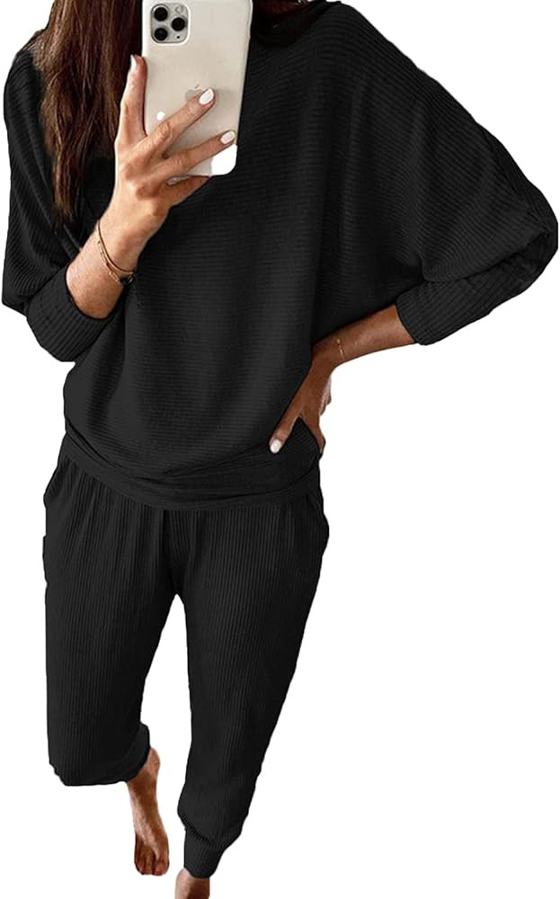 PRETTYGARDEN Women's 2 Piece Sweatsuit Solid Color Long Sleeve Pullover Long Pants Tracksuit | Amazon (US)