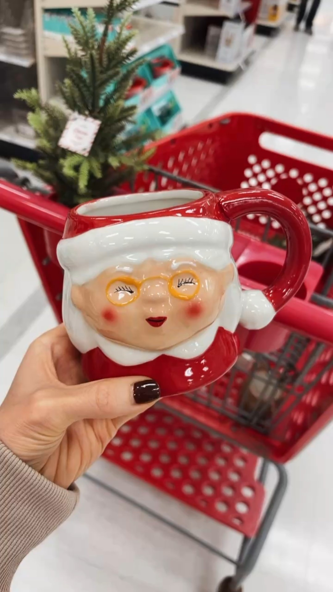 The holiday mugs at target are my favorite every year!! I grabbed the adorable snowman this year!⛄️ ☕️

#LTKFindsUnder50 #LTKSeasonal #LTKHoliday