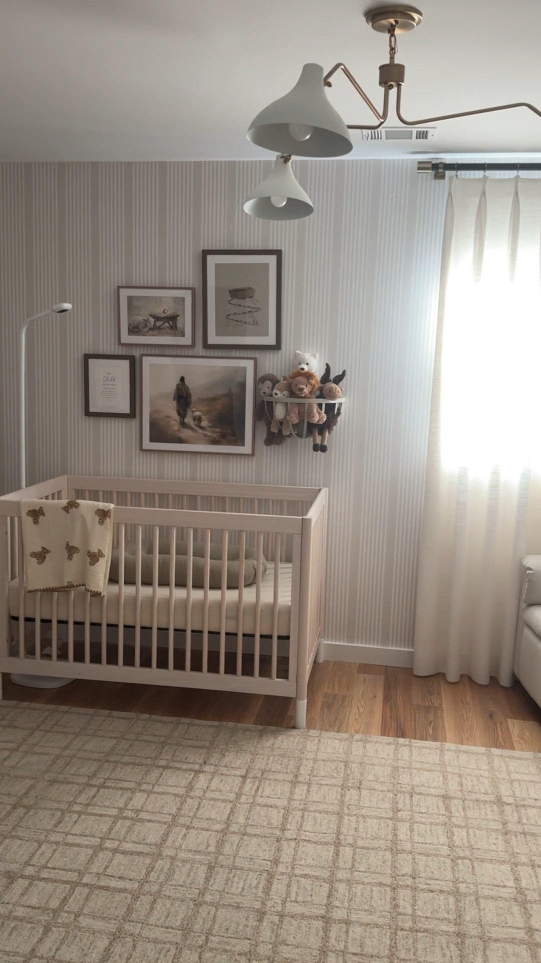 Gender neutral nursery decor, nursery inspiration, baby’s room decor ideas, crib, home decor, cute nursery Inspo, glider #nursery


#LTKHome #LTKFamily #LTKBaby