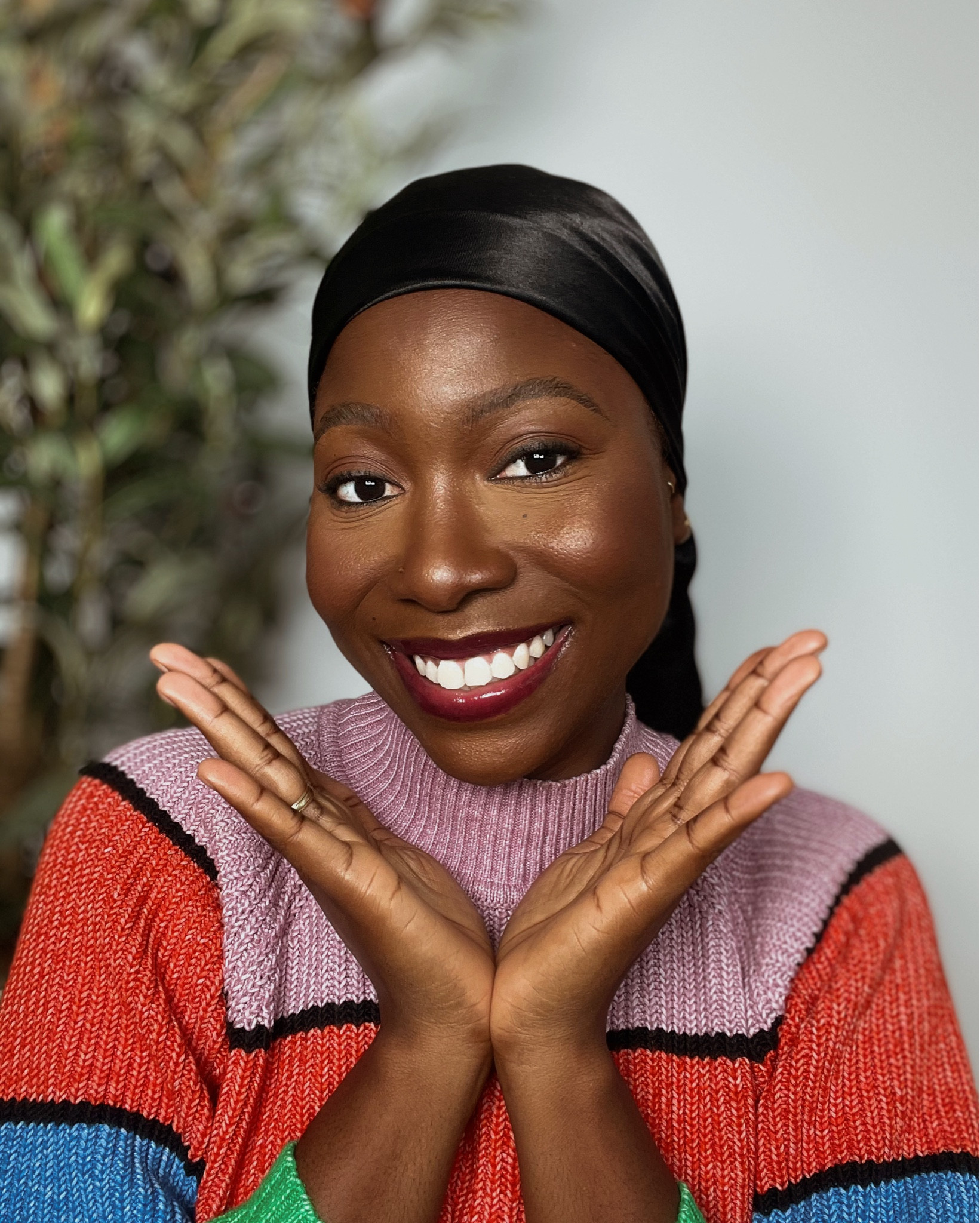 Using some new makeup products 

Products used
@danessamyricksbeauty Blurring balm in 9.5 (for the girlies with Neutral undertone)
@danessamyricks_europe Glow serum in main squeeze
@toofacedlovestheuk concealer in toffee and sand
@hudabeauty easy bake loose setting powder in blondie
@nyxcosmetics_uk brow pen in espresso 
@narsissist Laguna bronzing powder in shade 08
@morphebrushes 
@rimmel lip liner- underground 850

#LTKbeauty #LTKuk #LTKautumn