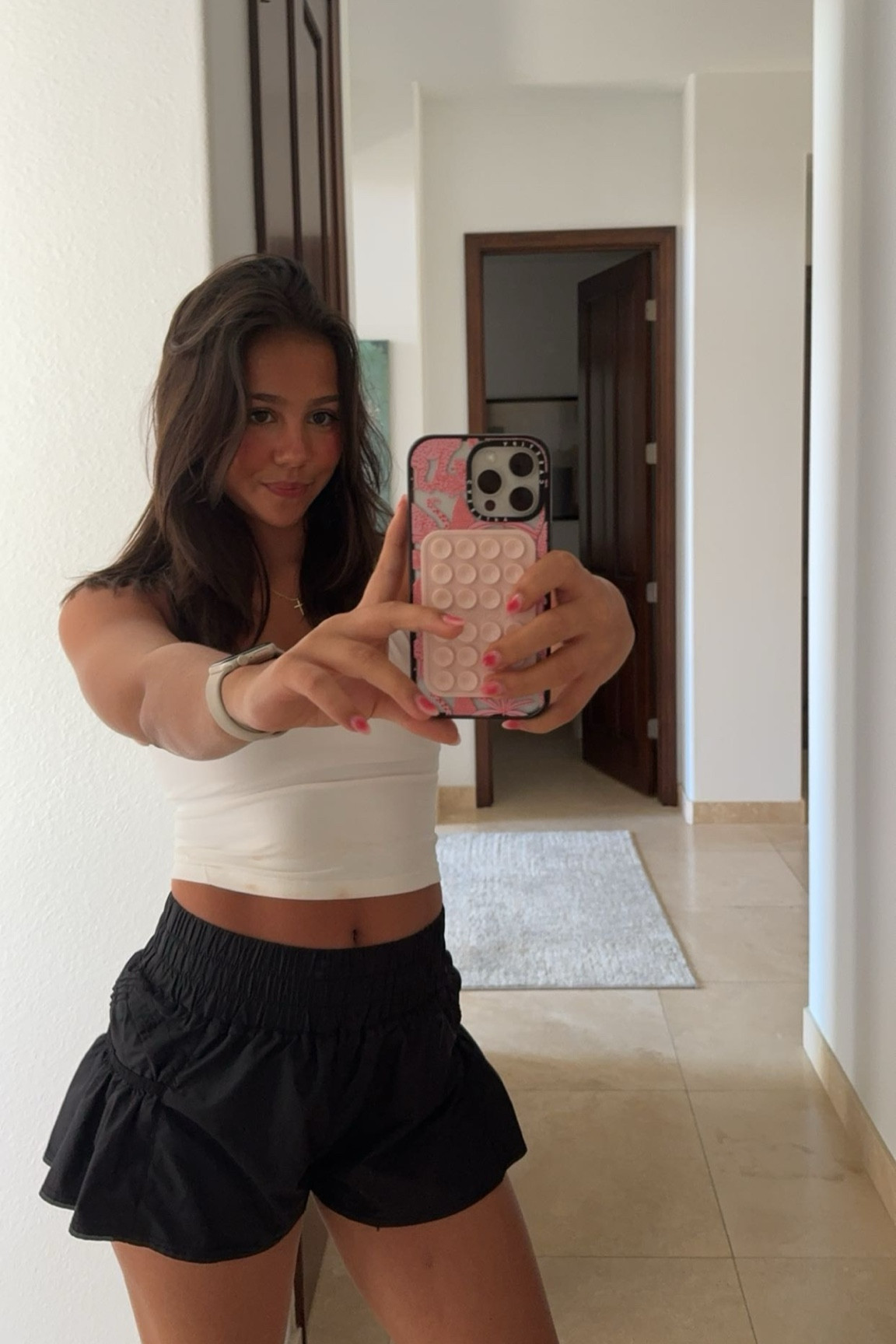 walking outfit
top: size 6
shorts: small


#LTKfitness #LTKfindsunder100 #LTKtravel