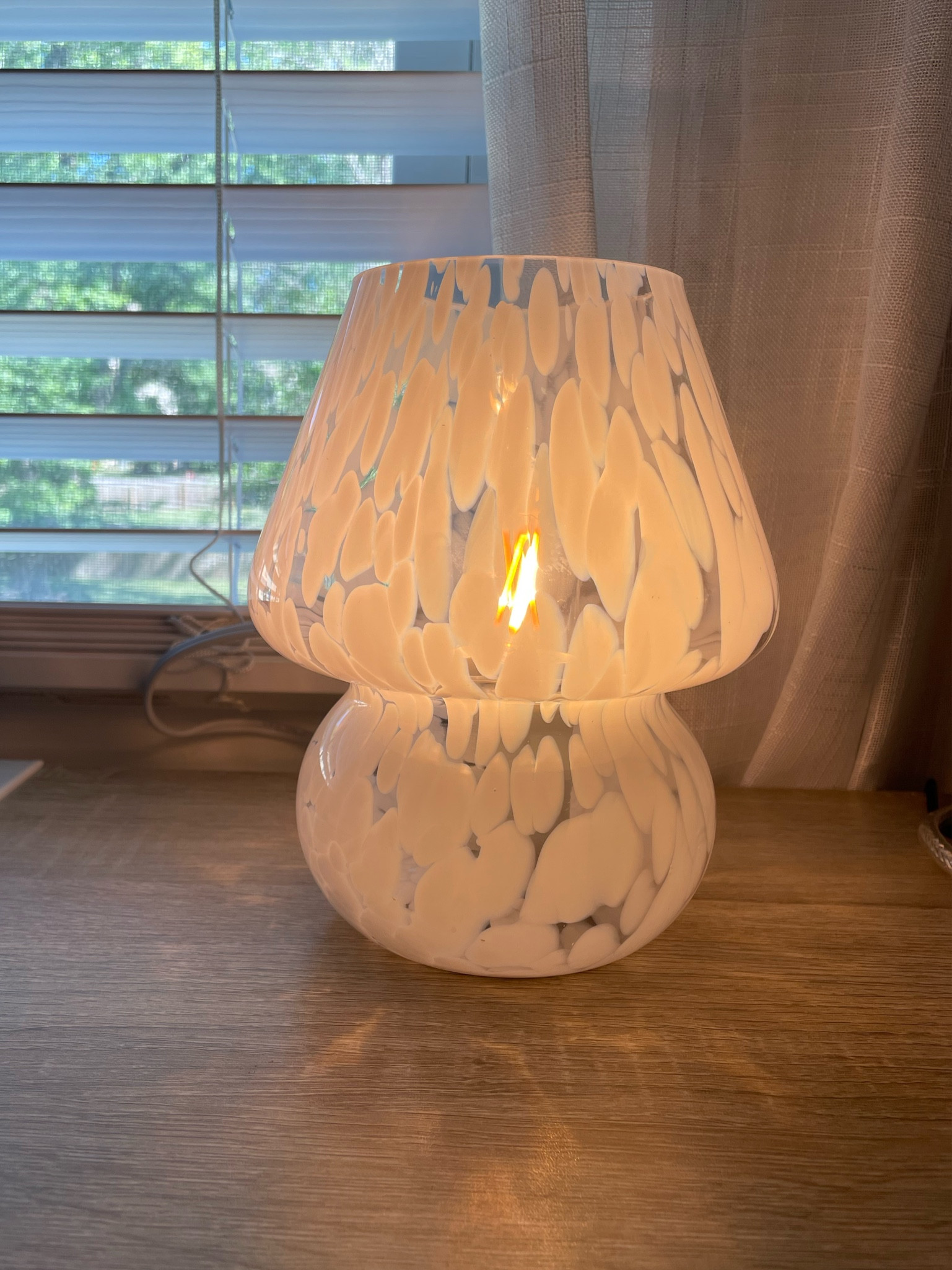 Absolutely love this aesthetic mushroom lamp for my office! It’s dimmable, includes the bulb, and under $30. Very impressive little lamp 


nursery, bedroom, neutral home decor, mid century modern, 

#LTKunder50 #LTKhome