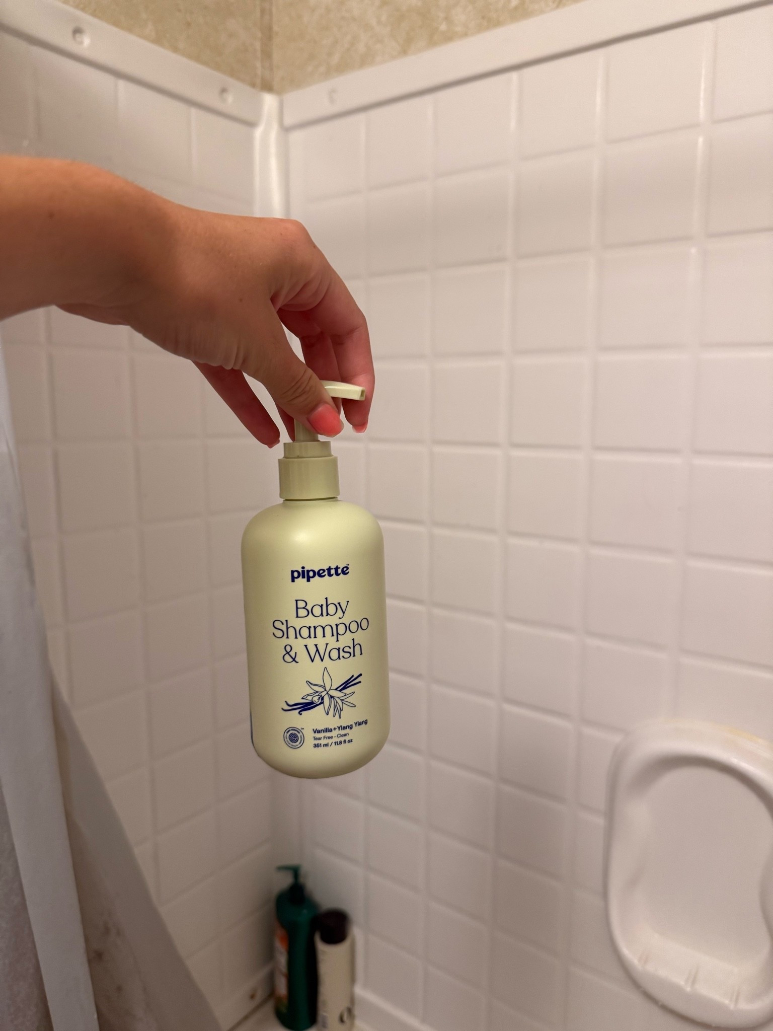 Bath time favorite lately:  Pipette Baby Shampoo + Wash￼ 🫧🤍

We’ve been using this for both body + hair and I totally get the hype now. It’s super gentle, doesn’t dry out baby skin, and the scent is clean without being overpowering. I also love that it actually lathers well while still being made for sensitive skin.

Bonus points for:
• Tear-free
• Lightweight moisture without feeling greasy
• Works great for babies with dry or sensitive skin
• Makes hair SO soft

One of those products I’ll definitely keep repurchasing 👶✨ #LTKbaby #LTKfamily #momfavorites #babyessentials #bathtimefavorites

#LTKdayinmylife #LTKmomlife