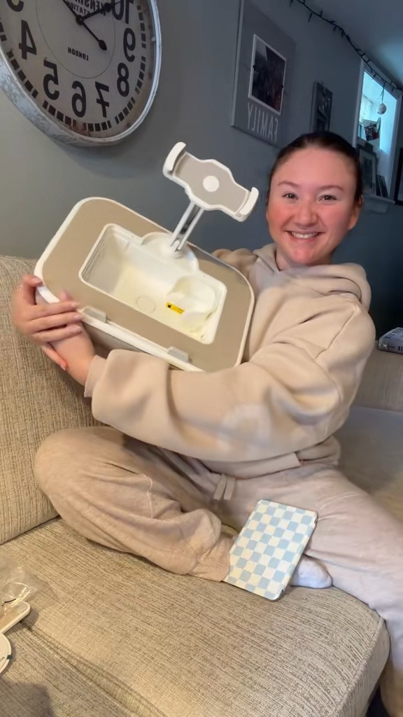 Everyone needs one of these!!! 📖🙌🏼✨

#LTKvlog #LTKHome #LTKdayinmylife