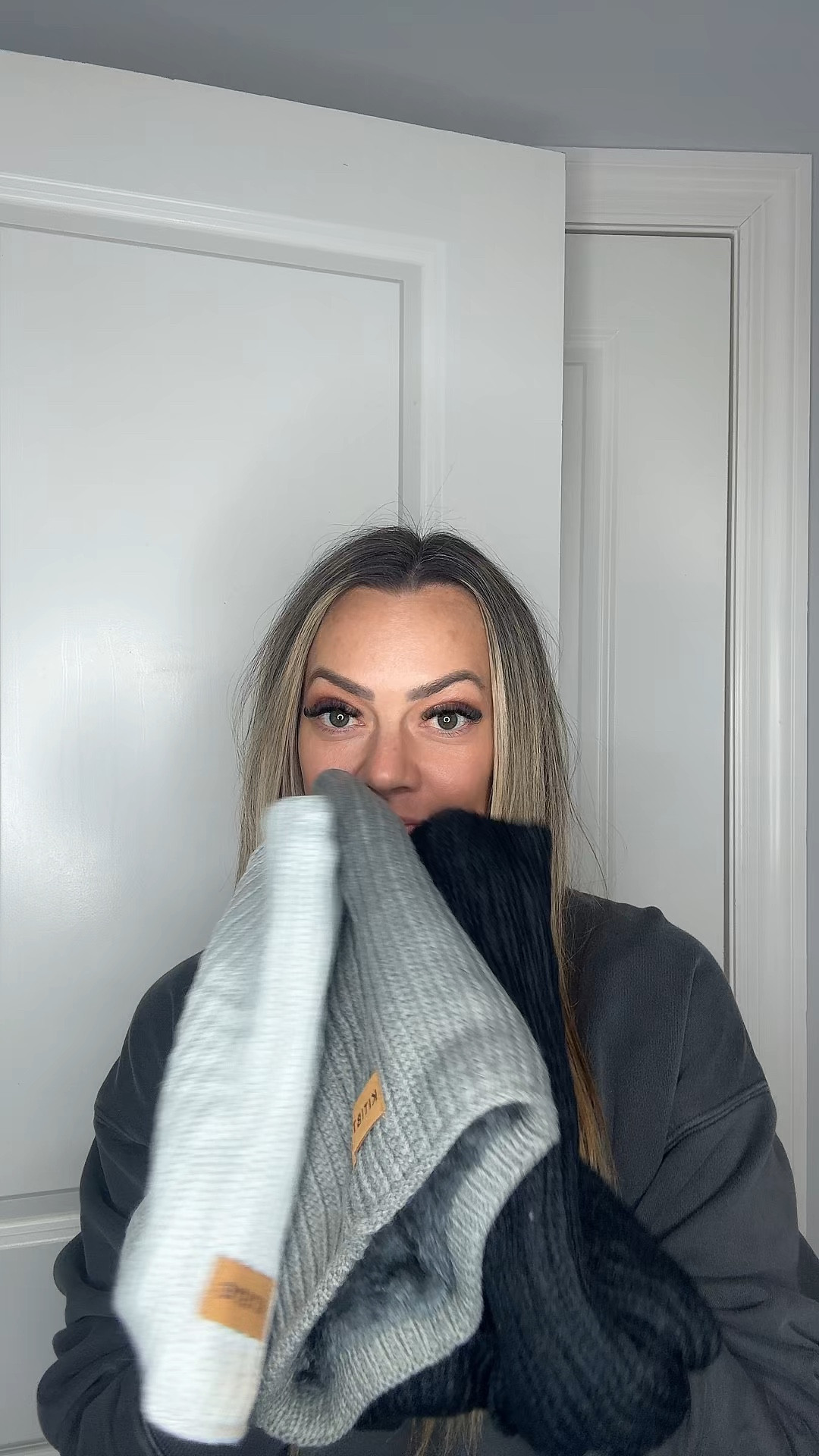 If you’re heading out into the cold then you need these neck warmers. They are so soft, and so warm you’ll be glad you bought them  

#LTKFindsUnder50 #LTKWatchNow #LTKSeasonal