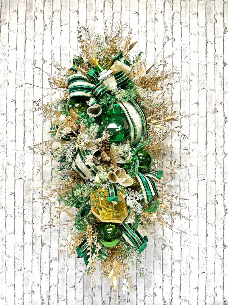 Emerald Green Christmas Swag, Elegant Gold Ribbon Decor - Etsy | Etsy (Global)