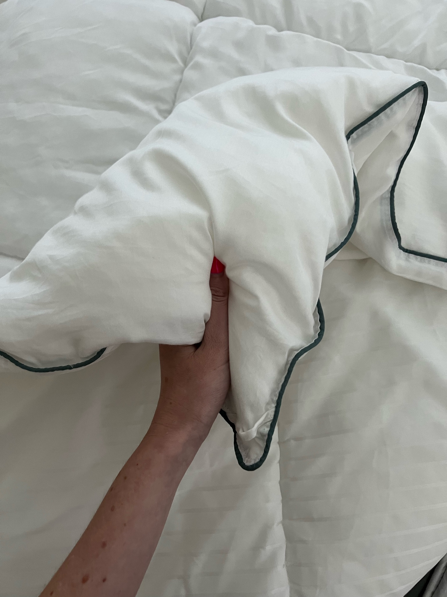 cooling duvet insert 

#LTKHome #LTKCyberWeek #LTKGiftGuide