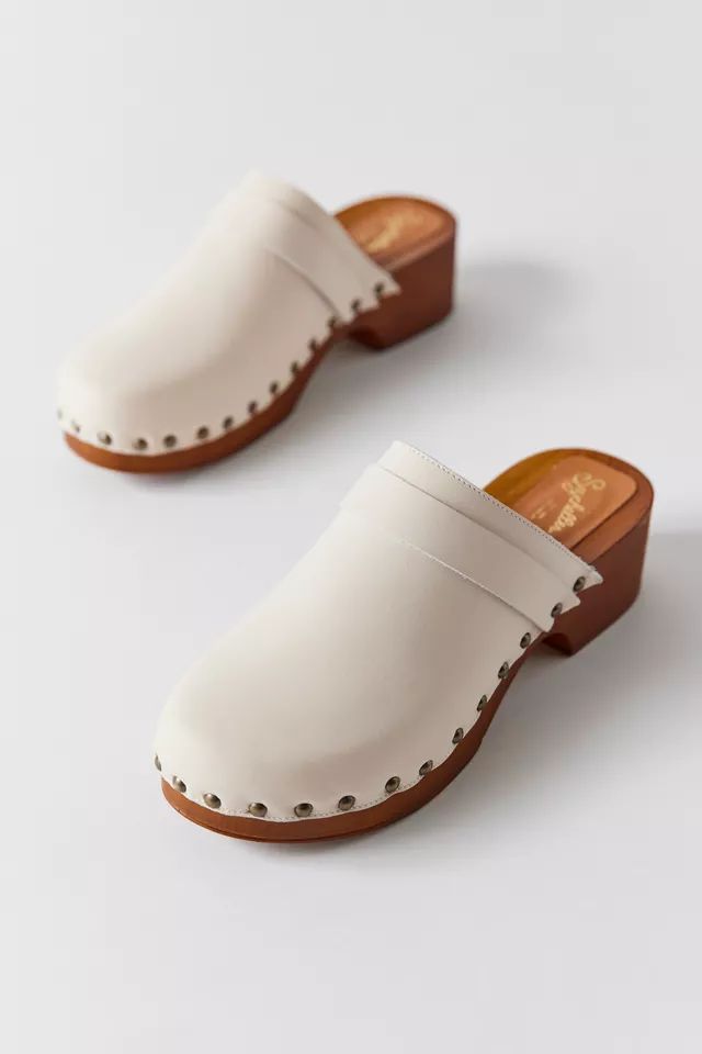 Seychelles Loud And Clear Clog | Urban Outfitters (US and RoW)