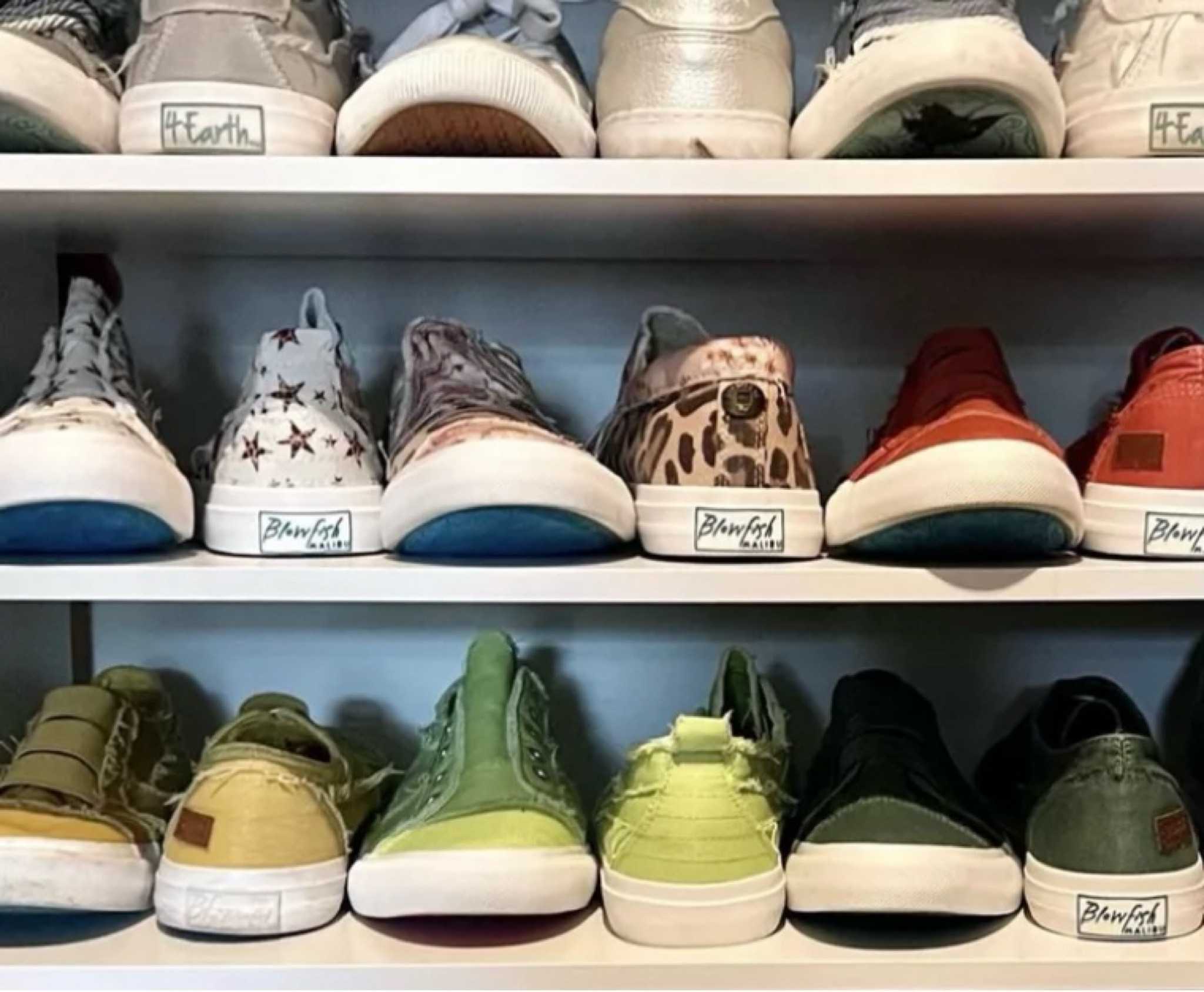 Here's an excerpt from a recent Southern Living article that House Peace was featured in, along with links to some of our favorite closet organization items!

“Just by alternating the direction of each shoe in a pair—one facing forward and one facing backward—you can free up inches of shelf space for storage, creating more space for more shoes. Warm-weather shoes like athletic shoes, sneakers, and flip-flops create more storage when placed in this alternating pattern.”

#southernliving #closetorganization #homeorganization #shoestorage

#LTKhome #LTKkids #LTKfamily