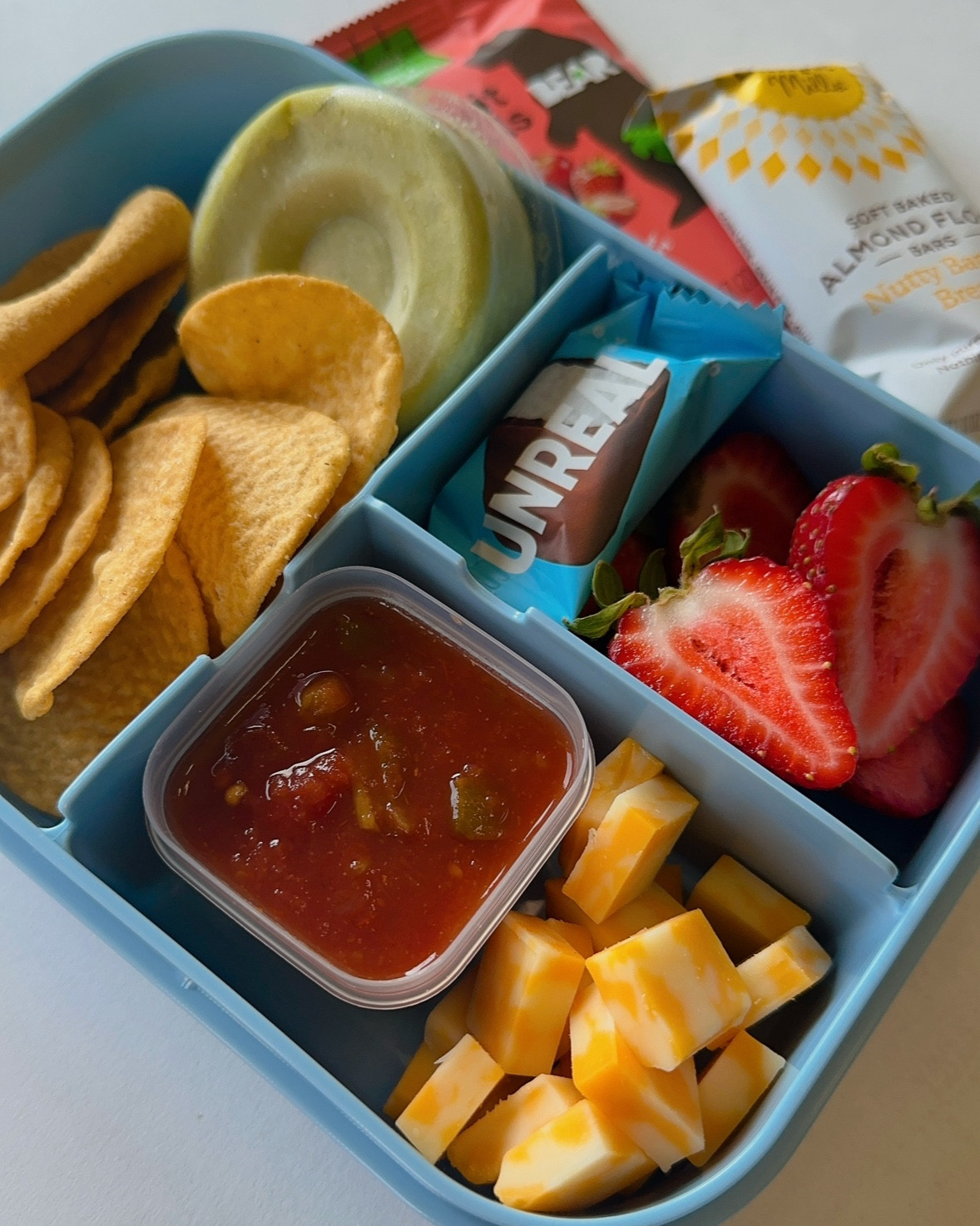 DIY Nacho Lunchables
#toddlerlunch #lunchboxideas