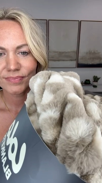 Audrie Dollins | Lola Blankets x Rachel Parcell Blanket

Okay, I understand the Lola Blankets obsession now. This Lola Blankets x Rachel Parcell blanket is incredibly soft, cozy and such a beautiful addition to a living room or bedroom. I love the neutral print because it adds texture without overwhelming the space and looks just as good draped over the sofa as it does curled up with at the end of the day.

This would also make such a good gift for a housewarming, wedding, birthday or the holidays. If you have been searching for a luxury blanket that is soft, cozy and still looks elevated in your home, this one is beautiful.

Lola Blankets, Lola blanket, Rachel Parcell, Lola Blankets Rachel Parcell, Rachel Parcell blanket, luxury blanket, luxury throw blanket, faux fur blanket, soft blanket, cozy blanket, neutral blanket, neutral home decor, living room blanket, bedroom blanket, couch blanket, throw blanket, cozy home, home decor finds, luxury home decor, housewarming gift, wedding gift, birthday gift, holiday gift, gifts for her, gift ideas for women, cozy gift ideas, Audrie Dollins 

 #LTKselfcare #LTKOver40 #LTKHome