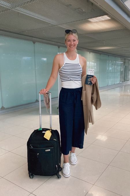 Travel Style: J.Crew linen pants tall girls 

#LTKtravel #LTKunder100 #LTKstyletip
