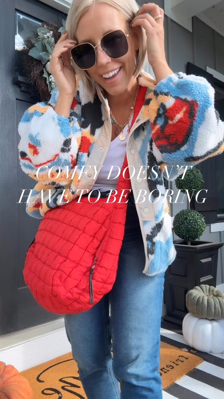 Comfy doesn’t mean it has to be boring!!! I love the fun colors in this jacket and I couldn’t turn down this puffy red tote!!!
⬇️⬇️⬇️
Jacket and tee sized up to medium 
Jeans TTS size 4
Shoes TTS

#LTKStyleTip #LTKFindsUnder50 #LTKVideo