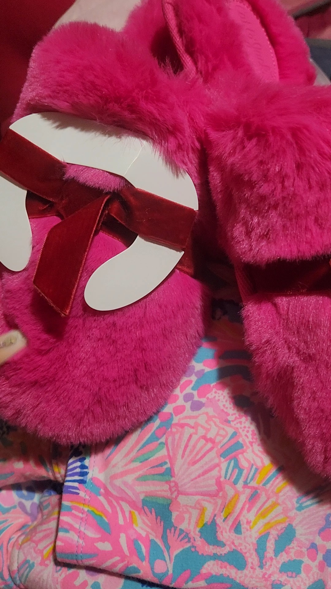 I am a women's size 7.5 but wearing a kids size 6 in these and they fit perfectly!

#LTKHome #LTKGiftGuide #LTKgrwm