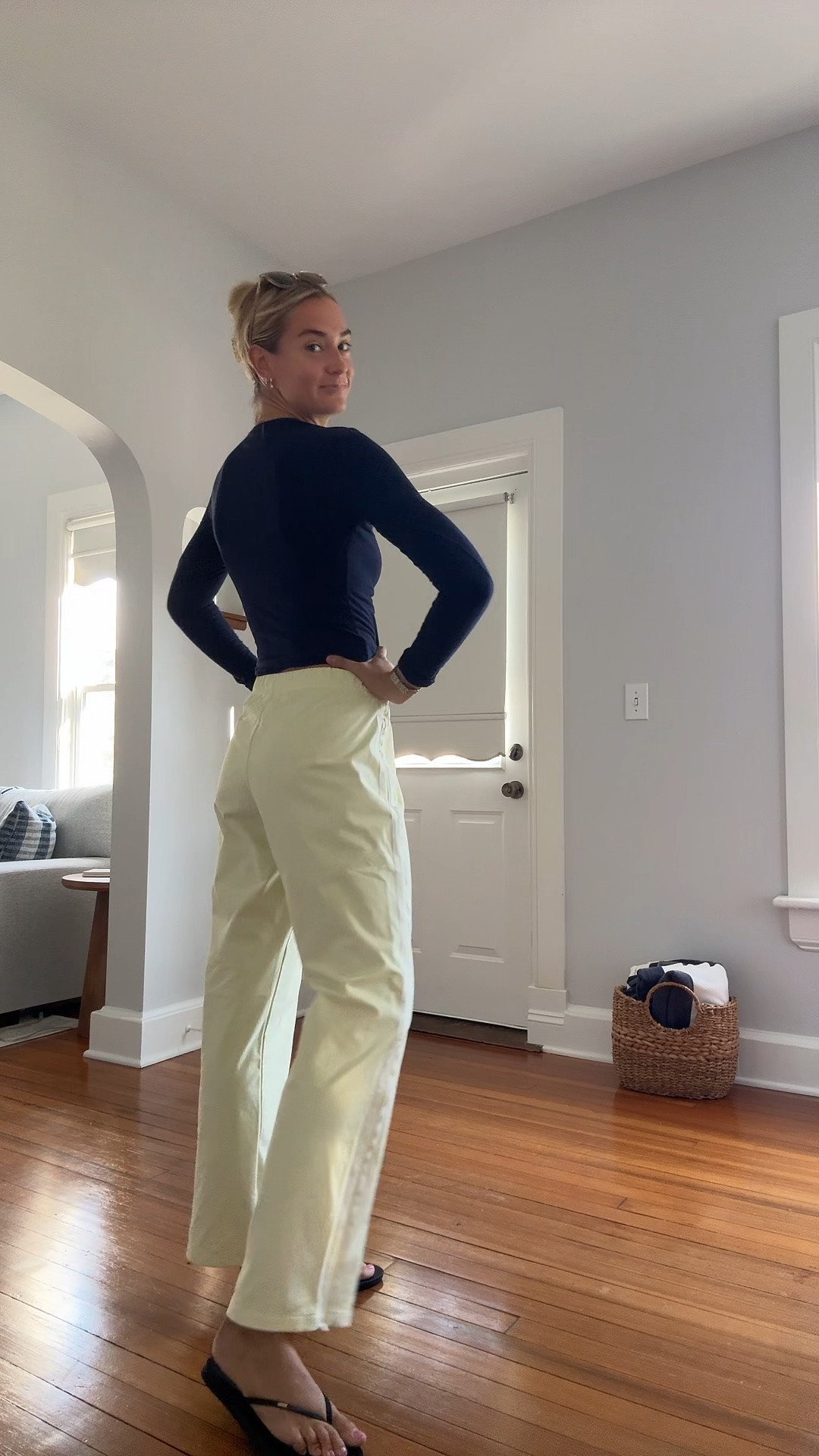Best lounge but put together pants! 
Size reference: pants- Small
Top: small
