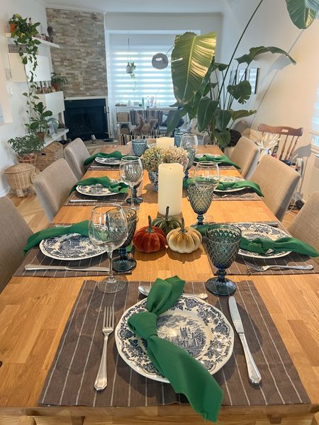 Playing with colours gives you a new opportunity to celebrate Thanksgiving in different ways. In here I blend minimalist placemats with vintage blue china and velvet pumpkins 


#LTKstyletip #LTKSeasonal #LTKhome