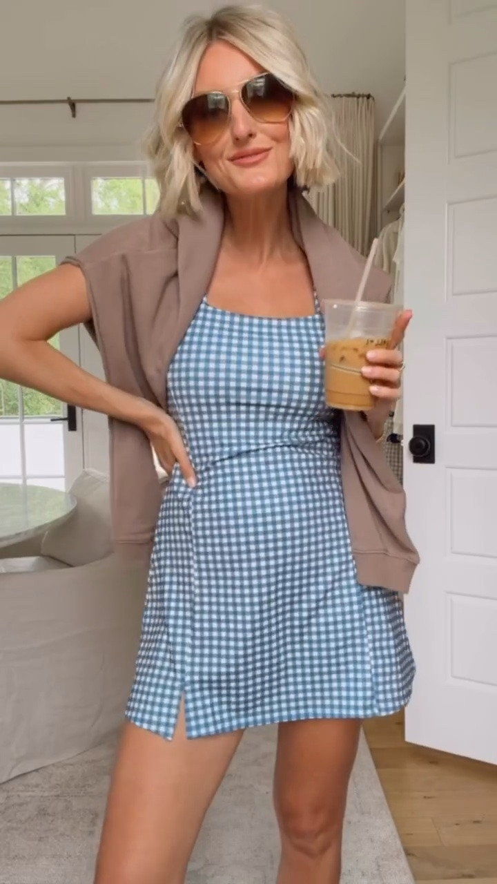 Throwing a sweater over your shoulders is such an easy way to elevate any look! Wearing S.

Loverly Grey, Gap Factory, athleisure, activewear, blue gingham active dress, blue gingham athletic dress

#LTKootd #LTKSeasonal #LTKActive
