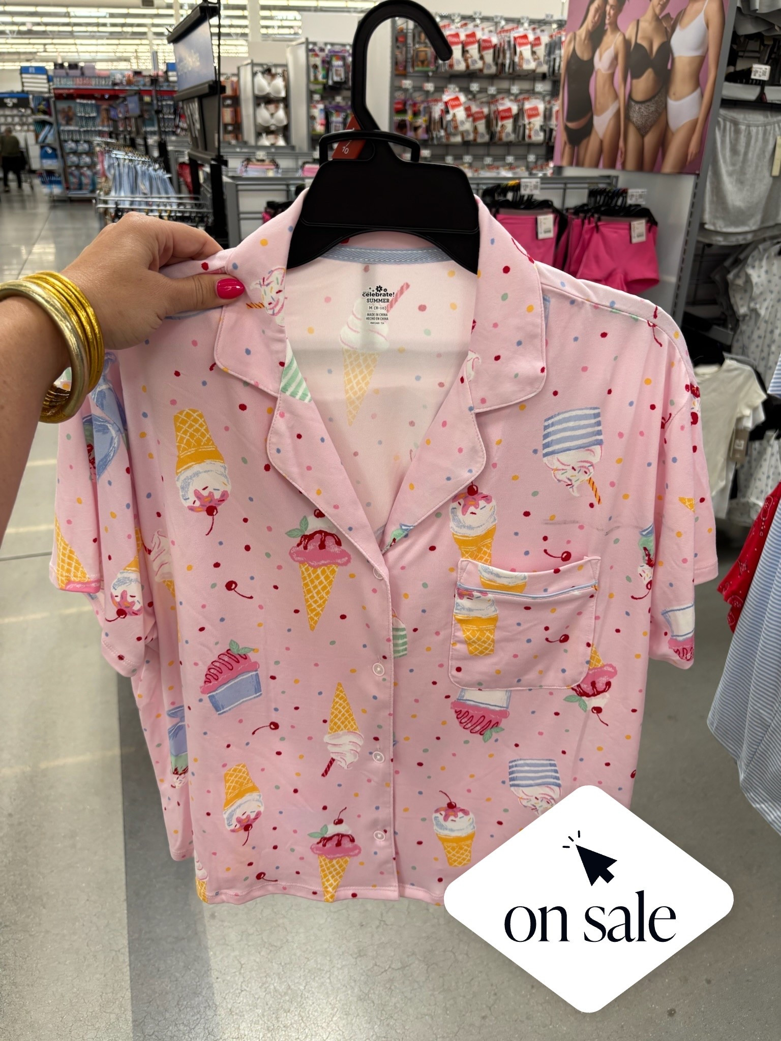 The cutest pajama set + it is on sale for $13!!!

Pajamas, sleep, travel, pjs, Walmart

#LTKootd #LTKSaleAlert #LTKSeasonal