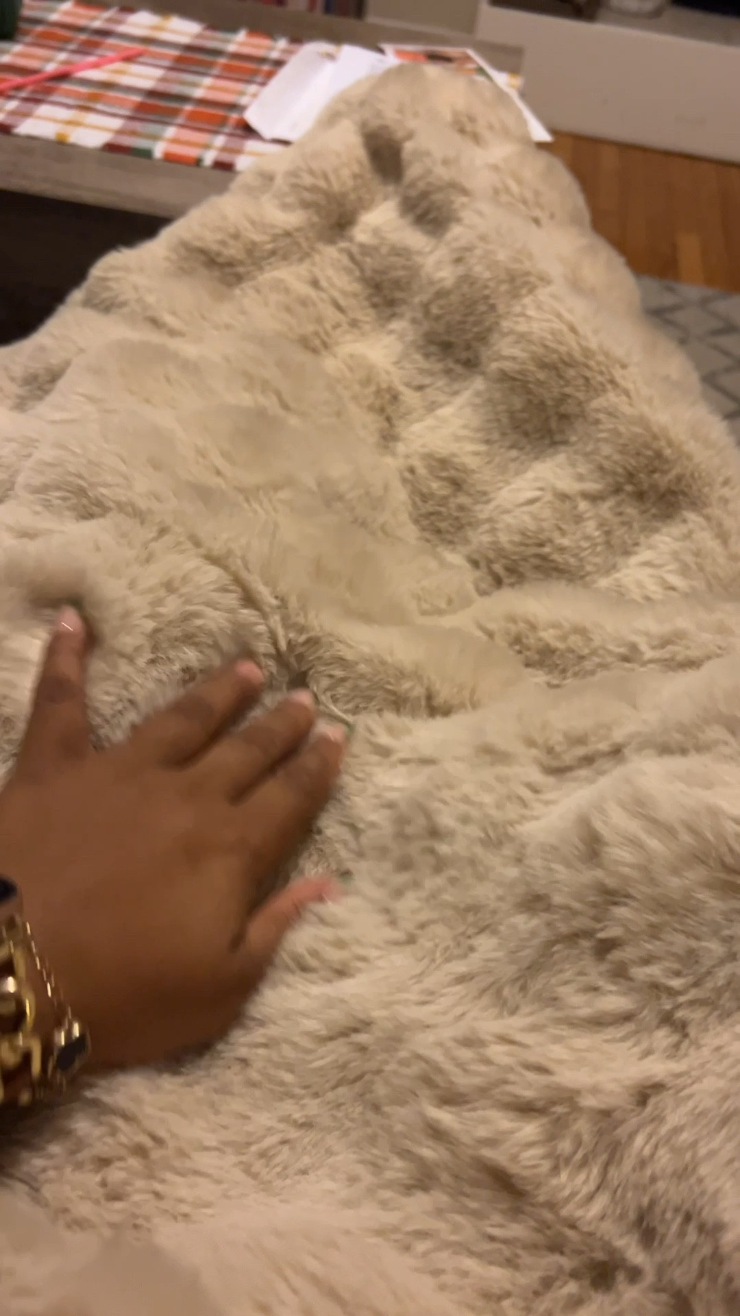 The COZIEST blanket for fall! 🥰

#LTKFindsUnder50 #LTKFindsUnder100 #LTKHome