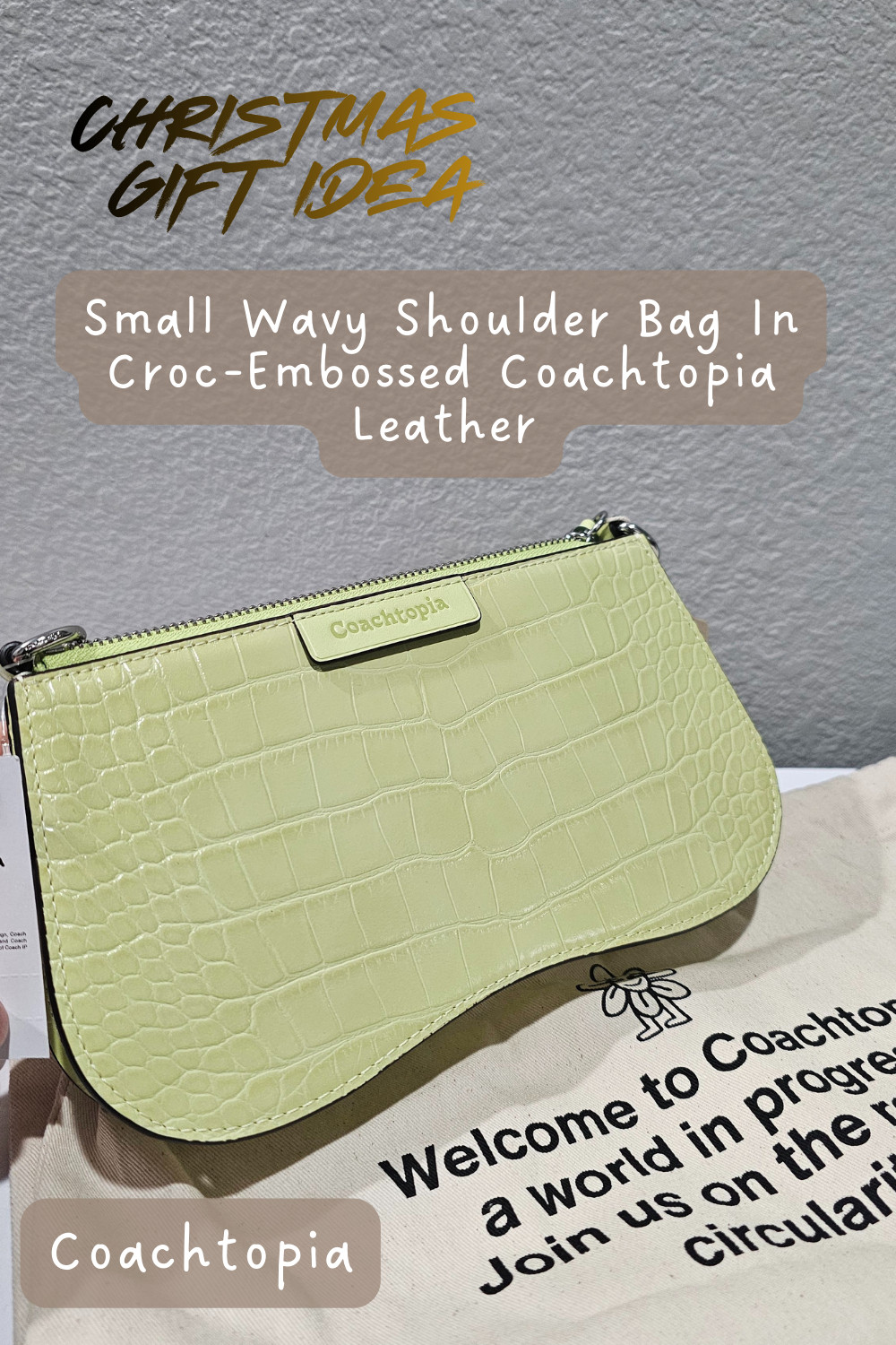 🔥SOLD OUT! Small Wavy Croc-Embossed Coachtopia Shoulder Bag — Only Available Here!

This Small Wavy Shoulder Bag in Croc-Embossed Coachtopia Leather is completely sold out everywhere, and we’re one of the few places that still has it.
Beautifully textured croc-embossed leather, lightweight, and the perfect statement piece for any outfit.
Grab it before it’s gone again! 

 #LTKstyletip #LTKbag #LTKgiftguide