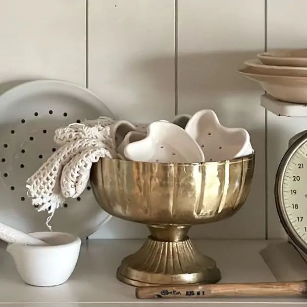Antiqued Gold Tone Decorative Compote Bowl | Antique Farm House