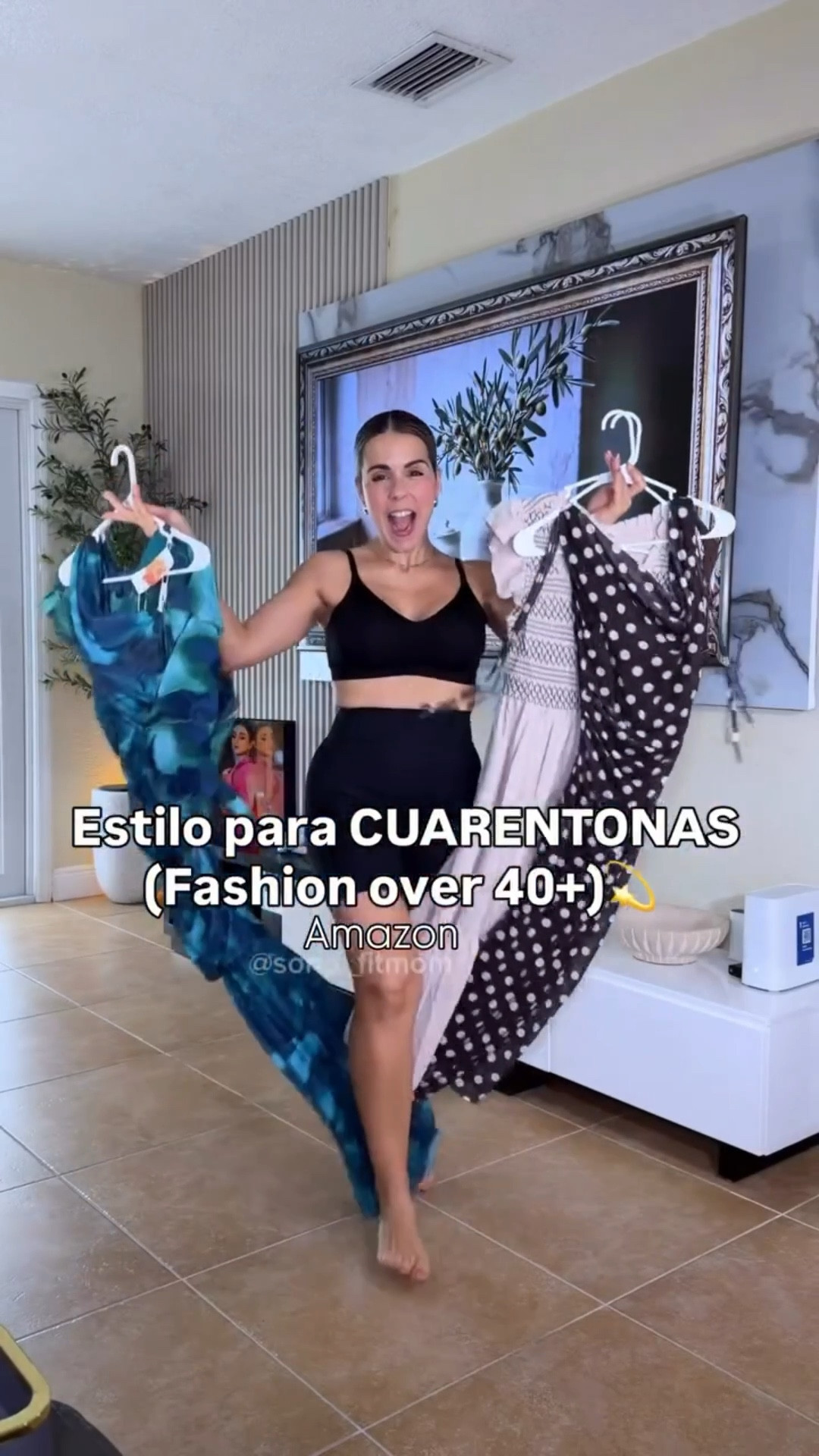 Cuál fue tu estilo ? Estilo para Cuarentonas, fashion over 40+ vestidos de @amazonfashion que me encantaron .

Después de los 40 no es esconderse es elevarse con seguridad, estilo y amor propio 💫



Usando talla S en todos peso 125 libs mido 5’02” como referencia

📌Comparte este video con tu amiga que está buscando vestidos modernos y adecuados para la temporada .

📌Te dejo los detalles en mi Amazon storefront en la lista de MARZO , link in bio