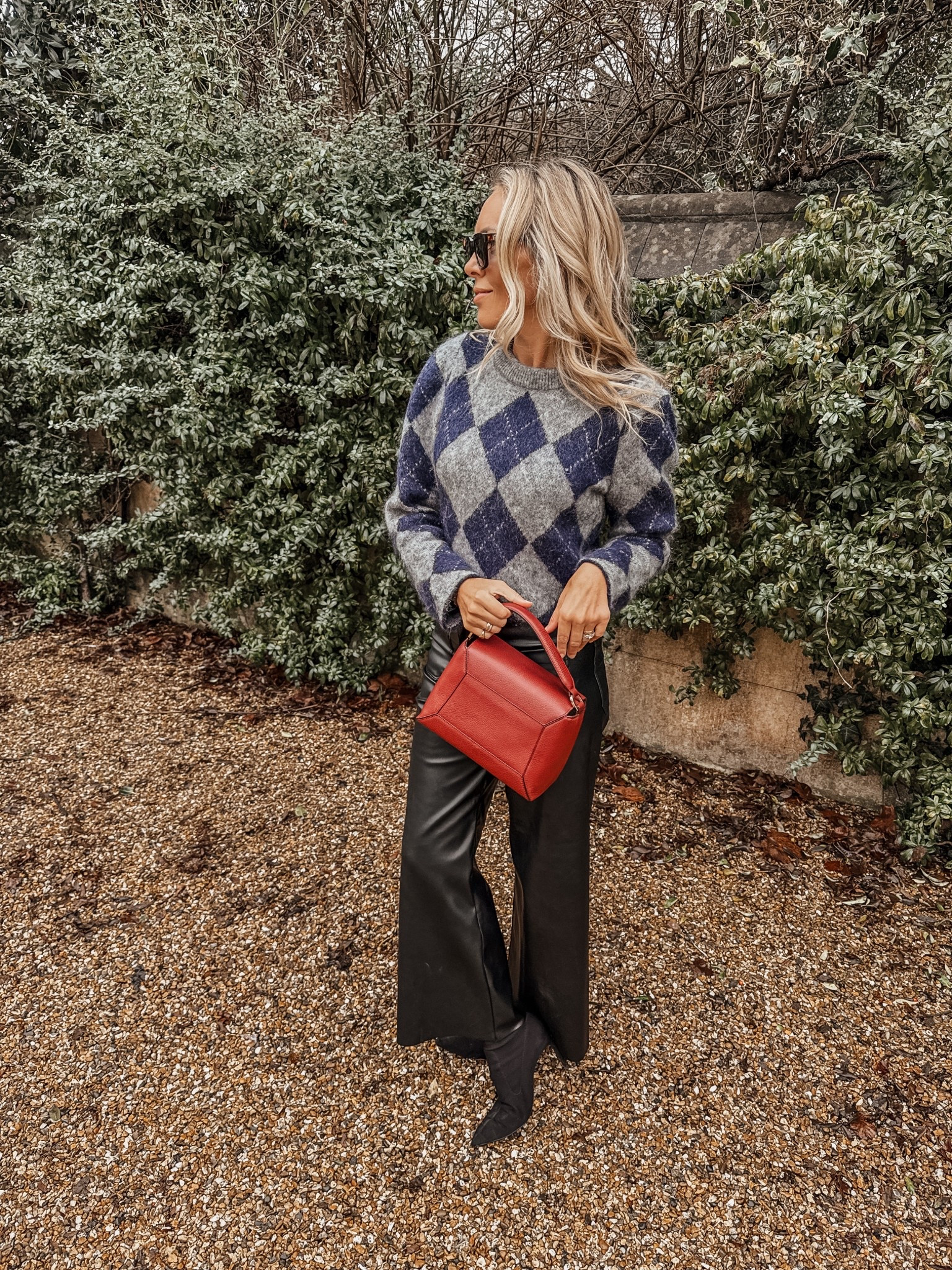 KNITWEAR EDIT

it’s cold. Knitwear is all I’m wearing so here’s my edit of Winter warmers 

#LTKwinter #LTKeurope #LTKuk