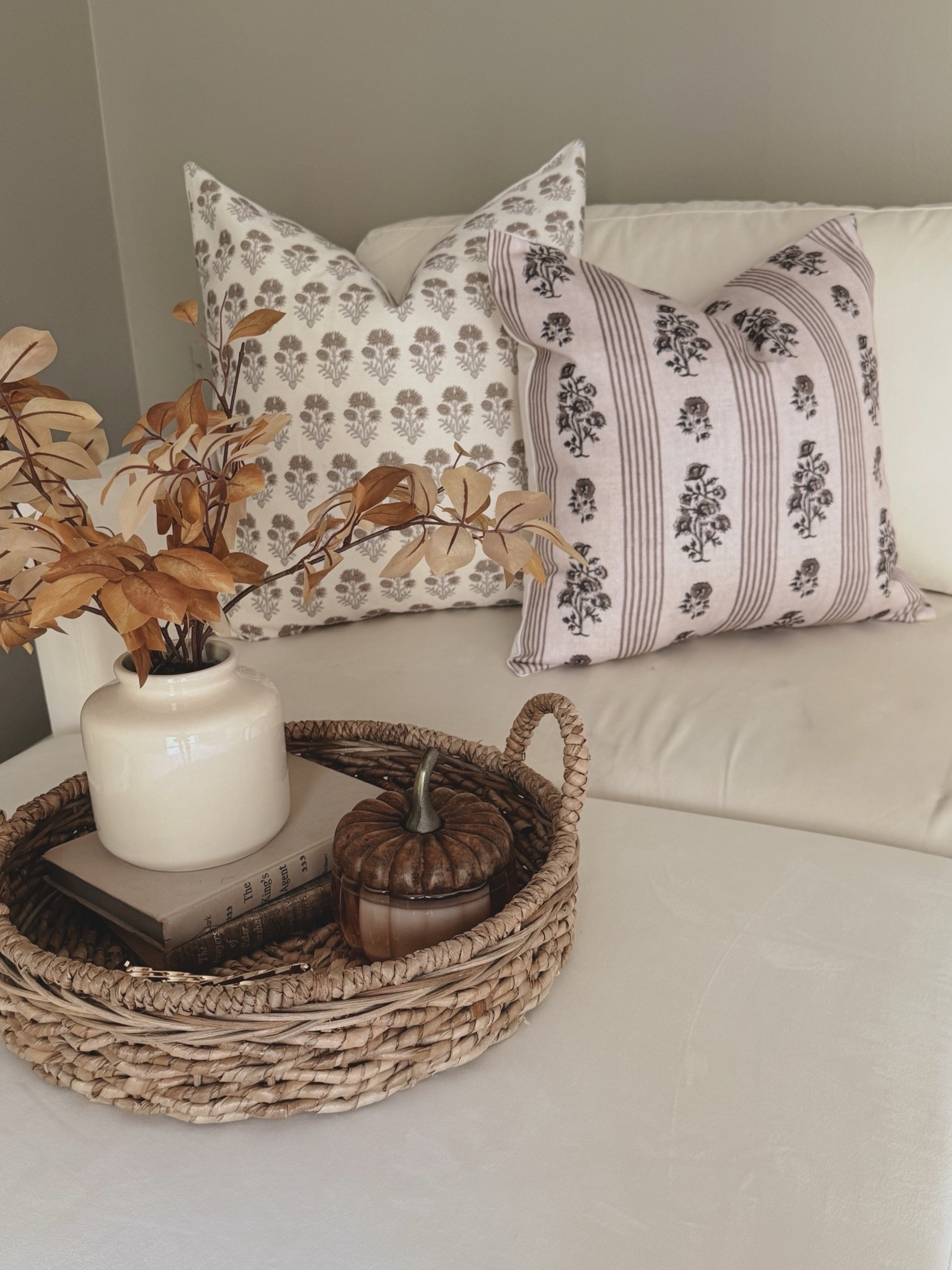 Fall Living Room and Coffee table decor

#LTKHome #LTKSeasonal
