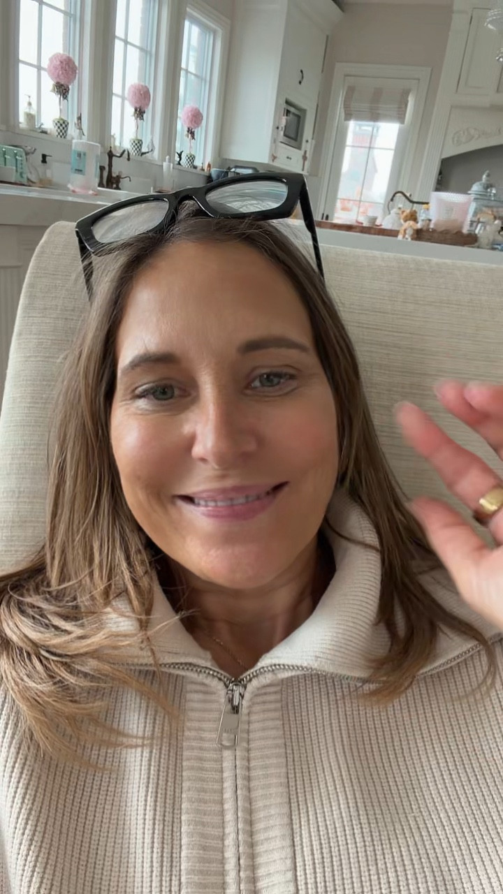 Morning outfit with a few things you guys wanted links to! 

#LTKstorytime #LTKgrwm #LTKOver40