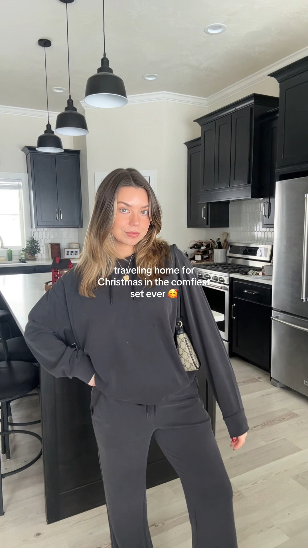 The comfiest travel set I have ever put on my body 

#LTKSaleAlert #LTKFitness #LTKActive