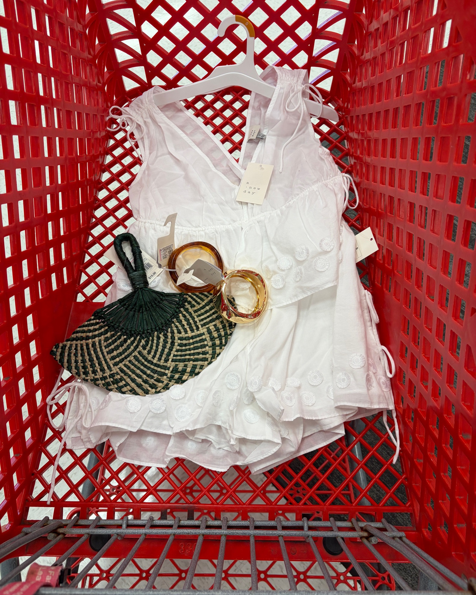 Quick Target run for essentials… and of course I had to peek at the new arrivals 😏☀️

Target is FULL of cute summer pieces right now — especially beach/resort wear 👀

Found:
✨ the cutest white two-piece outfit
✨ an easy summer maxi dress
✨ fun accessories
✨ and a whole Havaianas flip flop display that definitely distracted me 😂

Basically everything giving effortless vacation energy 🌴

Linked all my favorite finds in my LTK 🤍

#LTKStyle #TargetFinds #TargetStyle #SummerStyle #ResortWear #LTKFinds

#LTKMothersDay #LTKOver40 #LTKmomlife