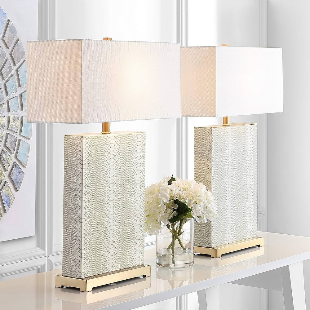 SAFAVIEH Lighting Collection Joyce Modern Art Deco Cream Faux Snakeskin Rectangle Shade 28-inch B... | Amazon (US)