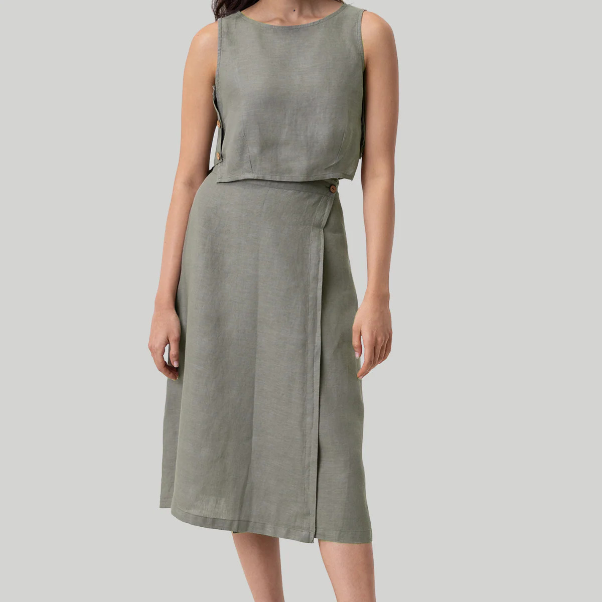 Overlap Midi Skirt in Dark Green | Reistor (US)