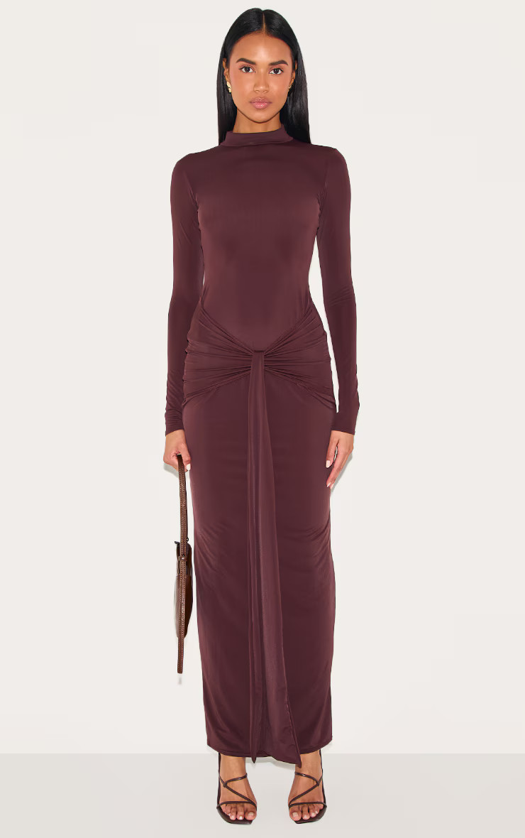 Chocolate Matte Sculpt Wrap Maxi Dress | PrettyLittleThing UK