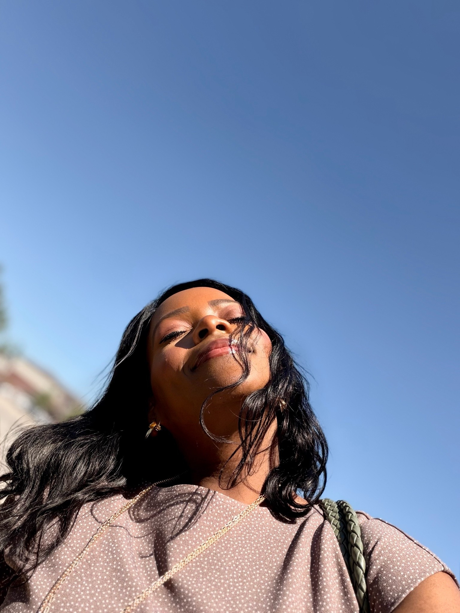 🌞 sunshine on my face 🤭 what are you grateful for today???

#LTKdayinmylife #LTKmorningroutine #LTKgrwm