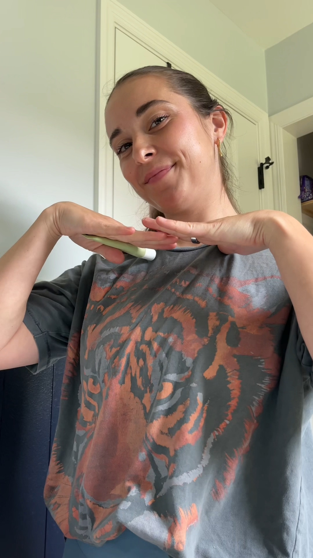 Quick and easy summer hair and makeup for a mom 🤍💋✨

#LTKVideo #LTKKids #LTKBeauty