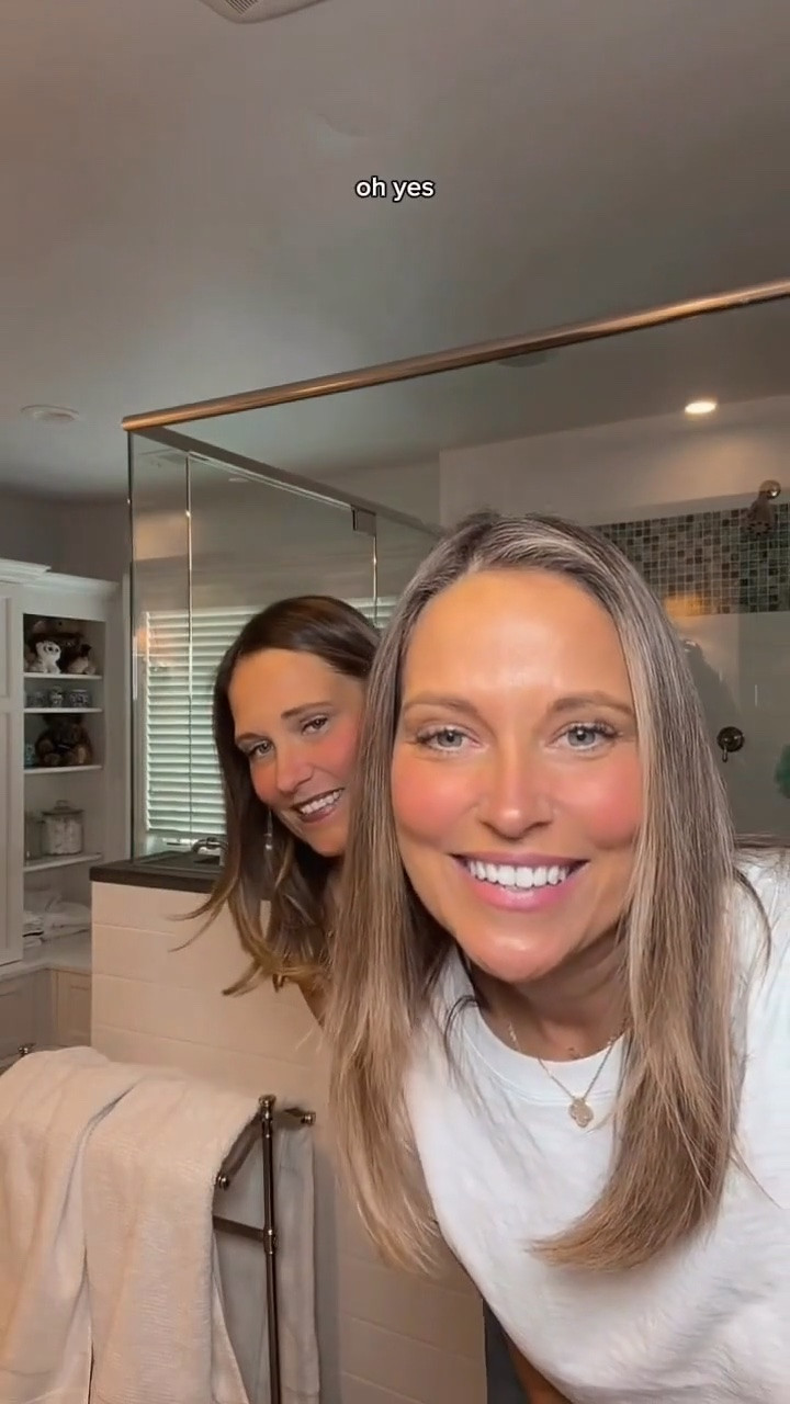 We found a bra that’s comfortable, supportive, and budget-friendly. It works well under T-shirts, blouses, and sweatshirts, making it an easy everyday option. It’s an Amazon find we’ve been reaching for again and again.

#LTKSeasonal #LTKOver40 #LTKMidsize