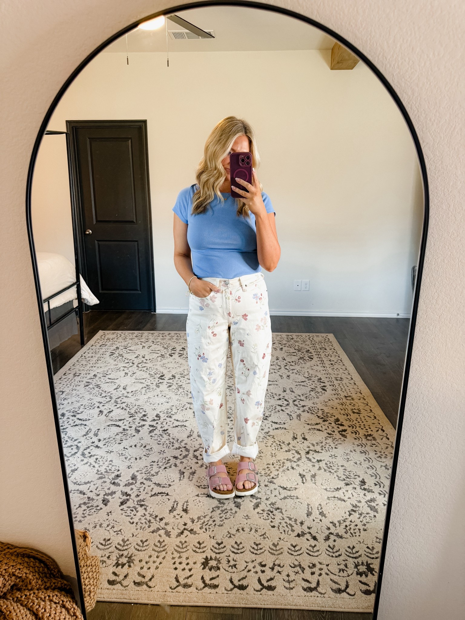 OOTD as a SAHM who never stays home 🫠 

#LTKmomlife #LTKootd