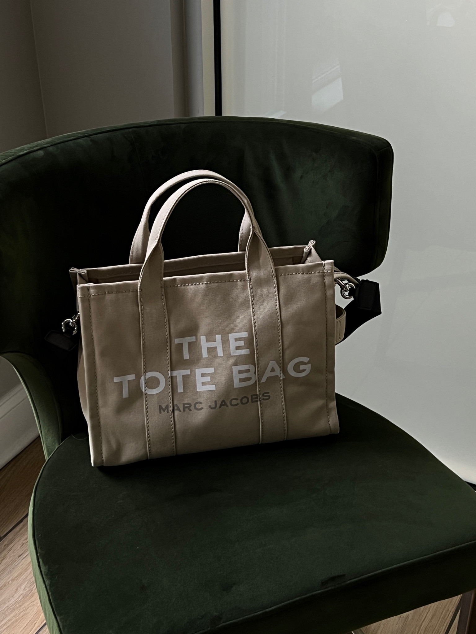 The perfect everyday tote bag, the tote bag by Marc Jacobs

#LTKSeasonal #LTKGiftGuide #LTKHoliday