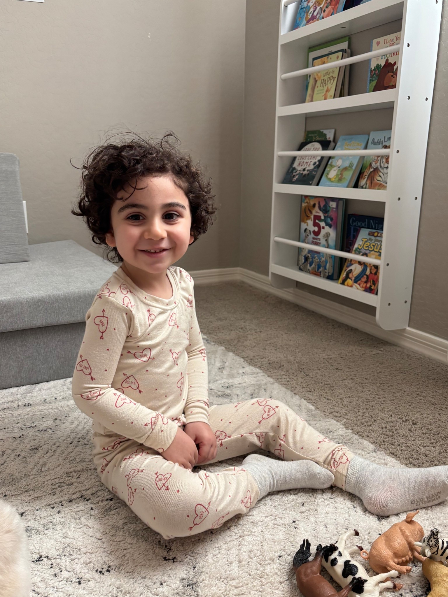 Walmart modern moments Valentine’s Day pajamas — wears 4T ❤️ 

#modernmoments #walmartfinds #walmartmodernmoments #toddlerpajamas #valentinespajamas #toddlermusthaves #toddlerkids #babyboy #babygirl #genderneutral #toddlergiftbasket #toddlervalentinesbasket #walmartkids 

#LTKSeasonal #LTKBaby #LTKKids