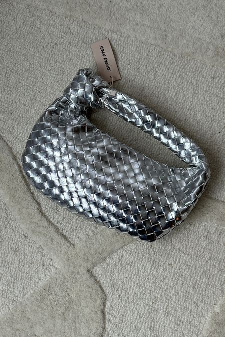 The most beautiful metallic bag for festive season🪩
Bottega bag dupe | Designer dupes | Silver bag | Christmas Day outfit ideas | Trending bag | Metallic accessories | Statement | New Year’s Eve outfit 

#LTKparties #LTKitbag #LTKHoliday