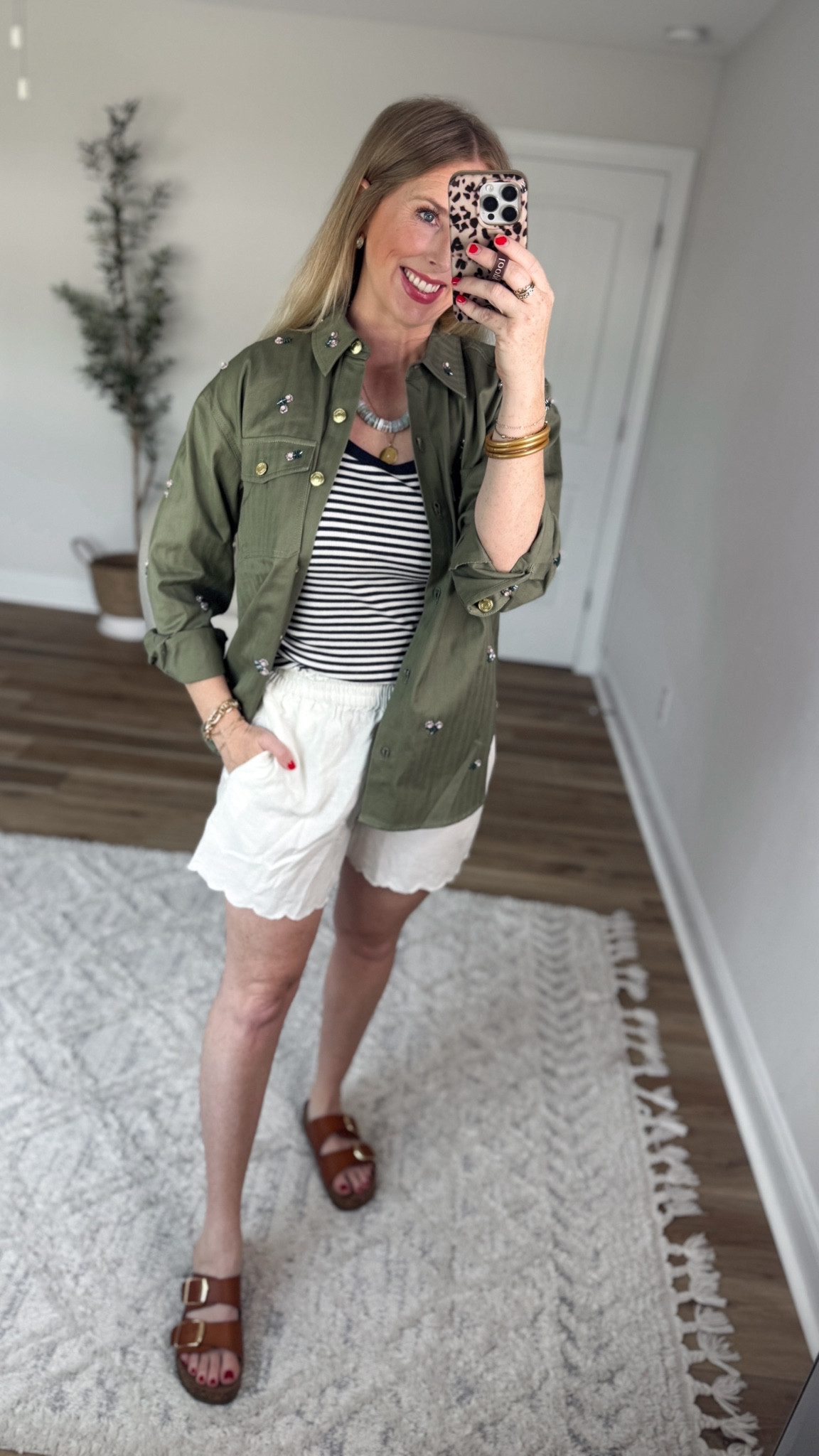 Daily try on, Walmart outfit, Walmart fashion, Walmart try on, free assembly, white scallop shorts, time and tru

#LTKmomlife #LTKootd