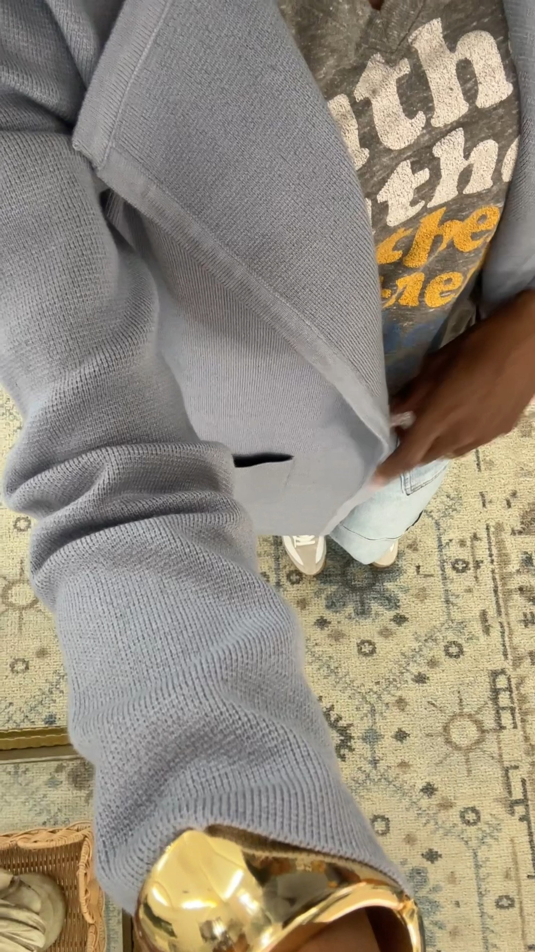 This long cardigan from Amazon will be my go to all fall! I’m wearing S

#LTKover40 #LTKfindsunder50 #LTKSeasonal