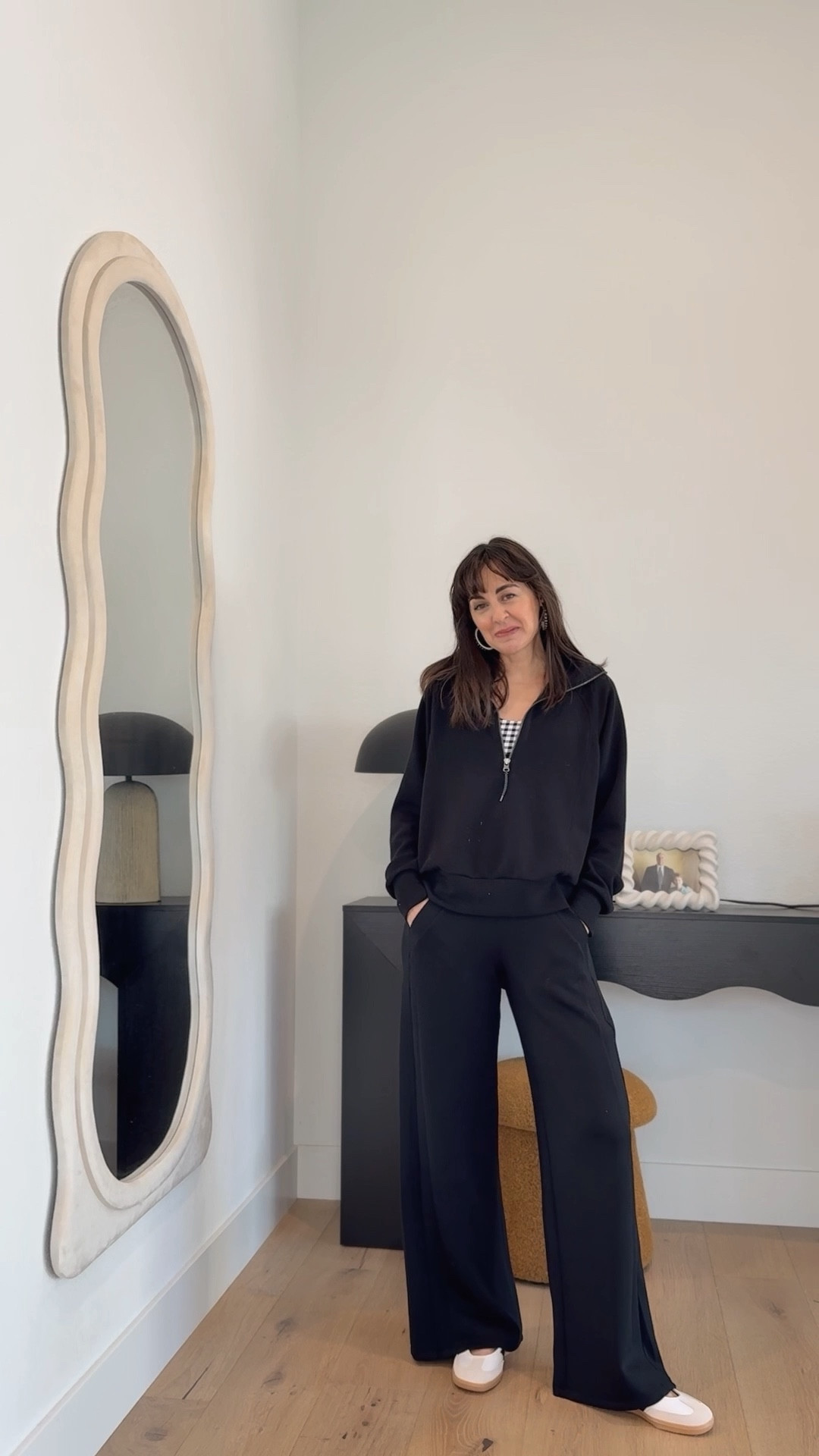 Sexy Sweats 

My haute mama OOTD

#LTKdayinmylife #LTKOver40 #LTKgrwm