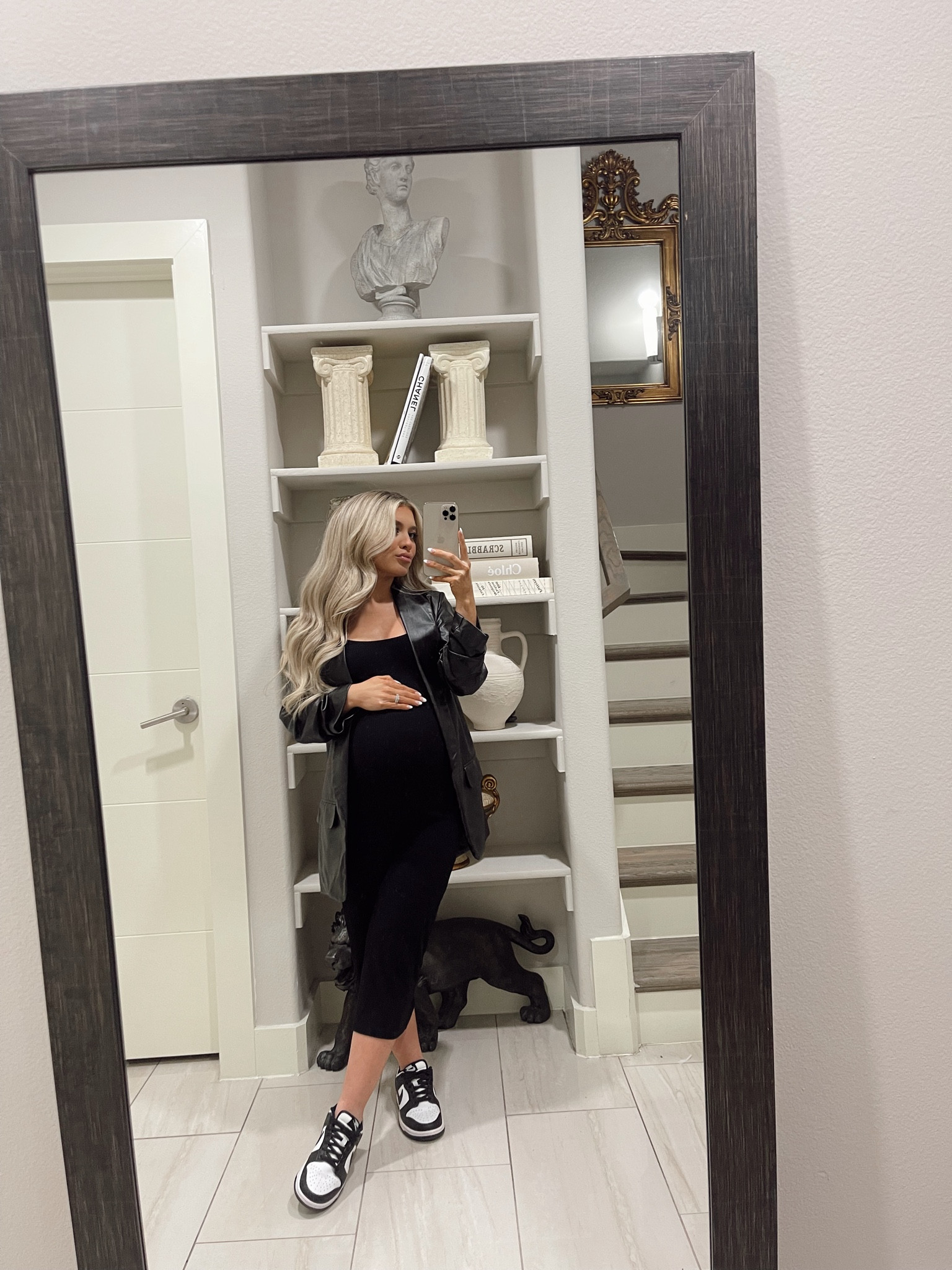 mommyyy 🖤

bump friendly outfits, maternity outfits, third trimester outfits, monochrome outfits, mommy to be, mama to be fashion, pregnant outfits, date night, bump style, maternity spanx, maternity shape wear, shoe crush, black thigh high boots, womens boots, leather blazer, pandas, nike dunk lows, shoes for her, black bodycon dresses, lbd, gifts for her 

#LTKBump #LTKShoeCrush #LTKStyleTip