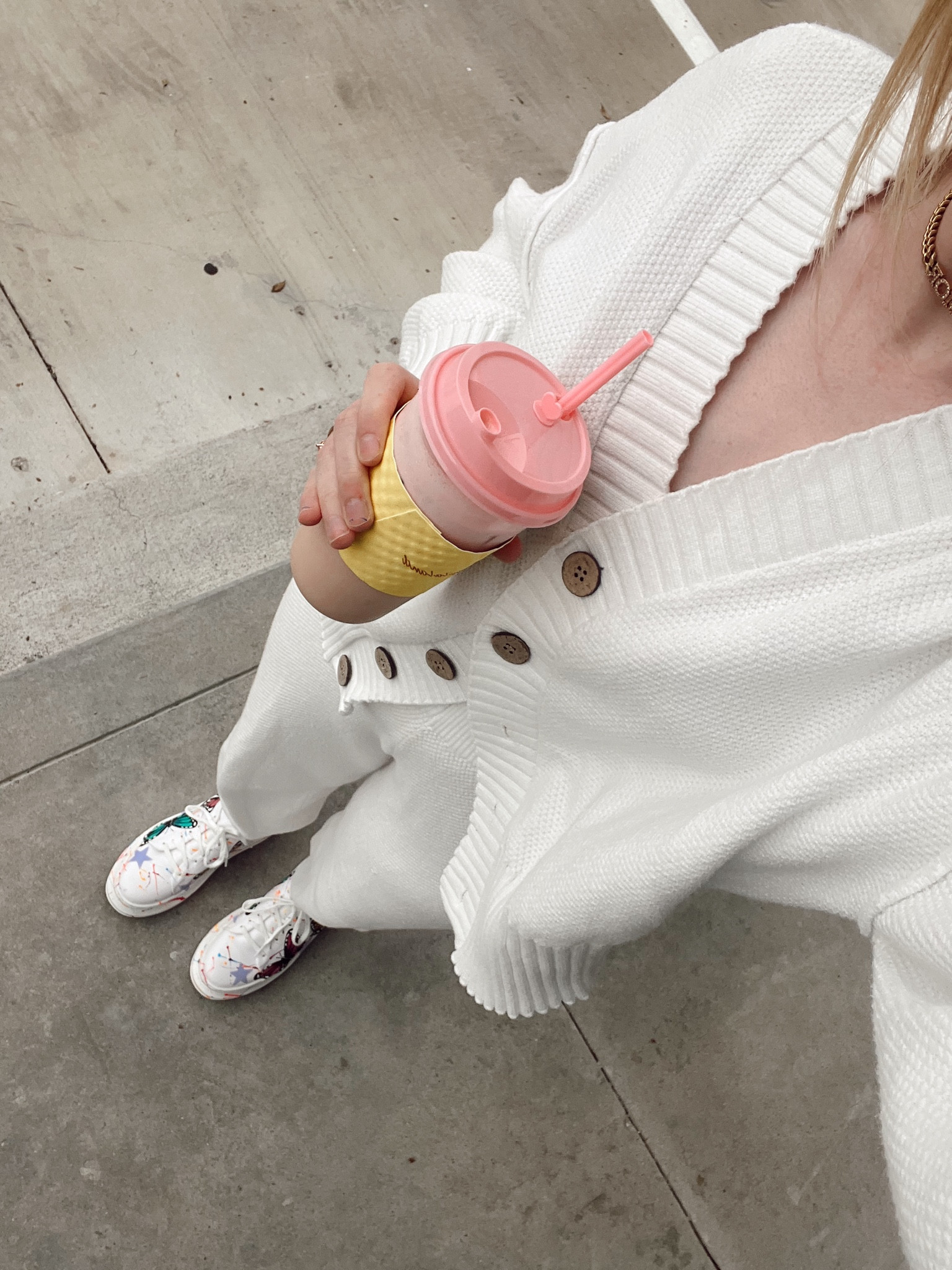 White set from Amazon 

Amazon. Fashion. Set. White set. Amazon fashion. Winter fashion 

#LTKSeasonal #LTKstyletip