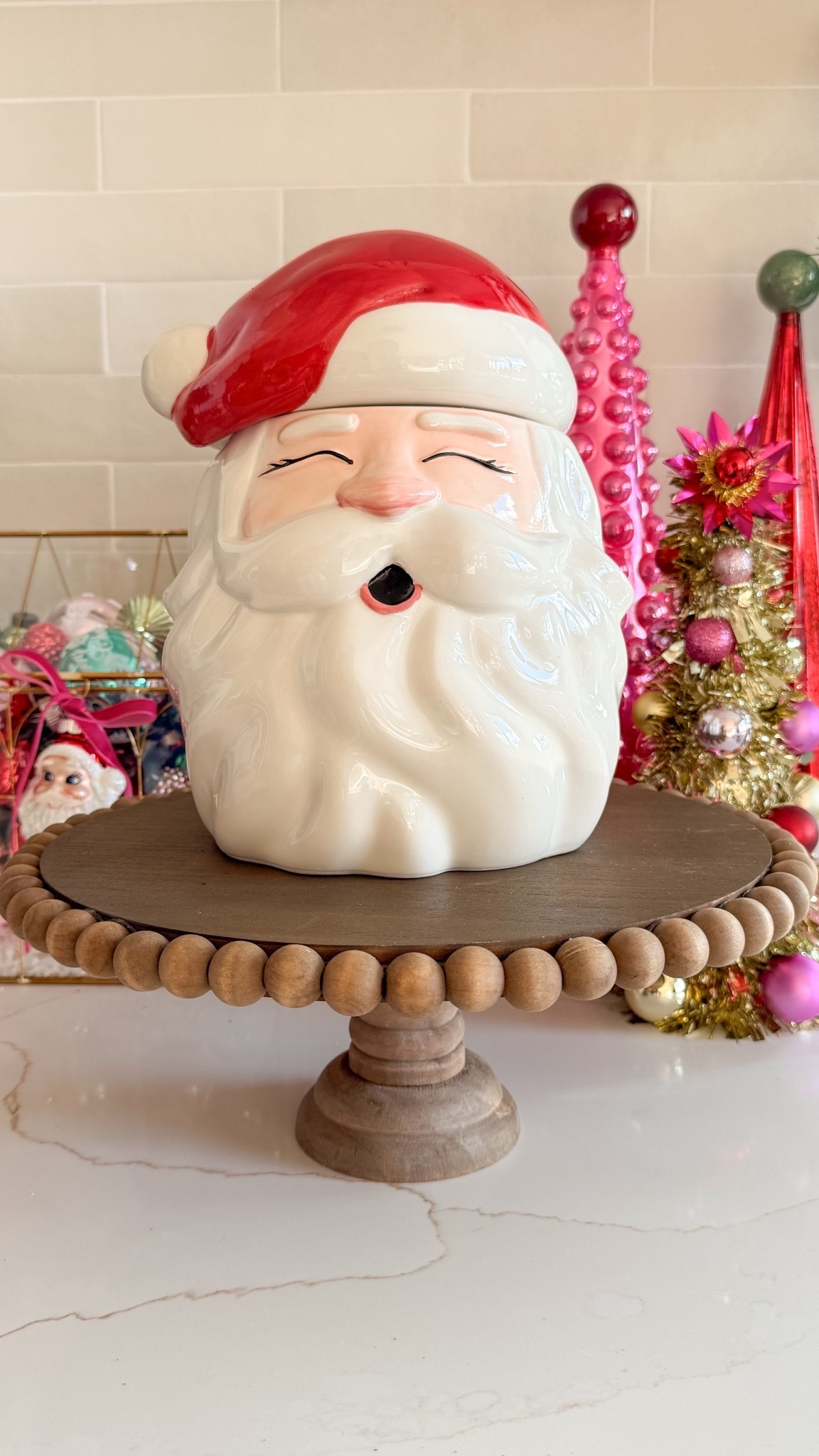 Santa Cookie Jar for the Holidays #Christmass

#LTKHoliday #LTKHome #LTKGiftGuide